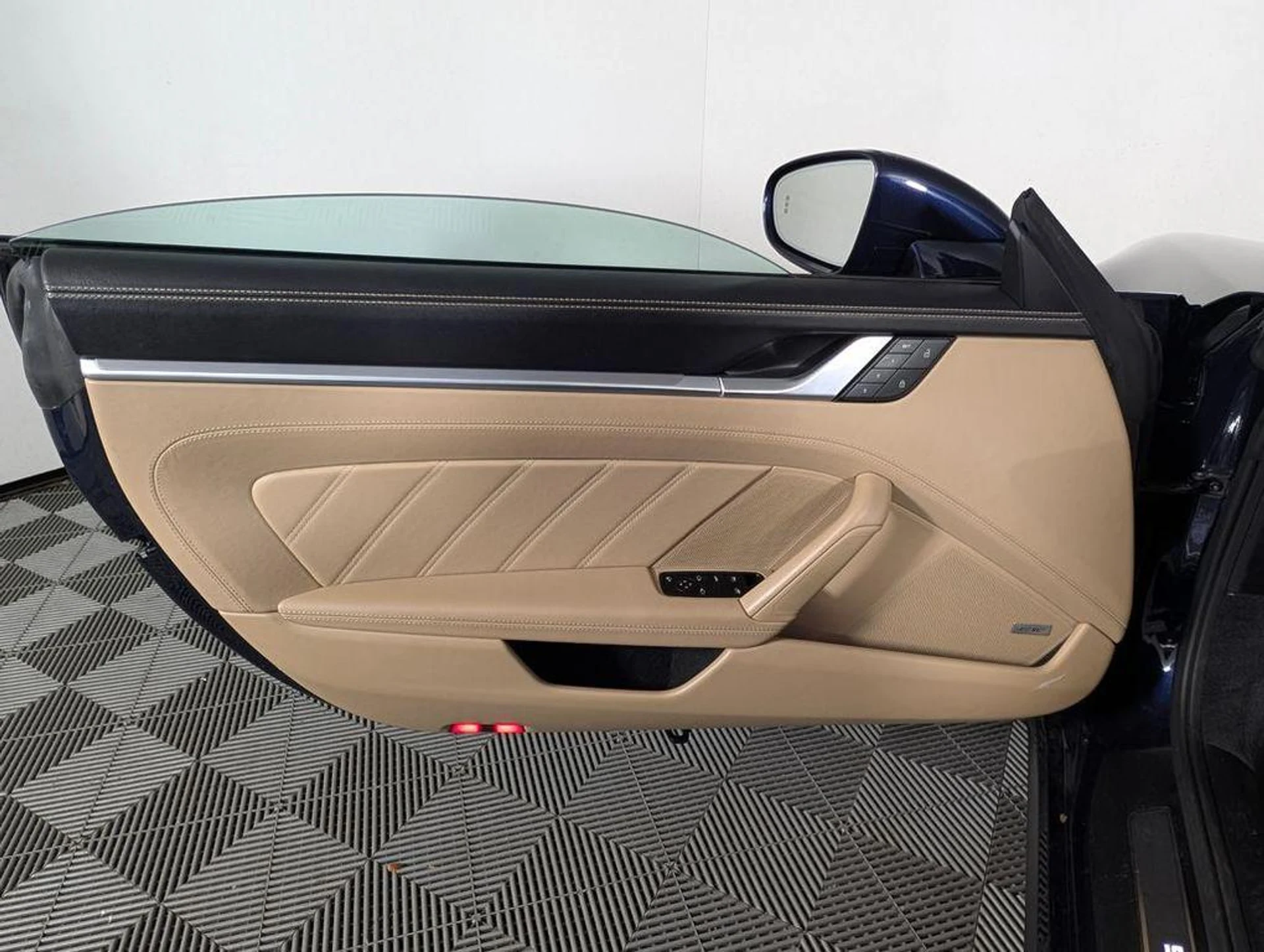 mph022_3827340645_x_K_Av_Byrkt_A_Nn_F9_WPB_7fez_Ng_I3_NA_9c041bddbb