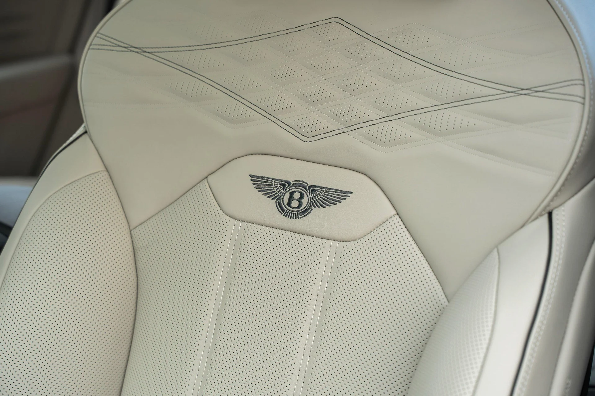 mph022_3833860957_462758411_6954bf8a4e73cd9f103f4ed6_9812653e6b