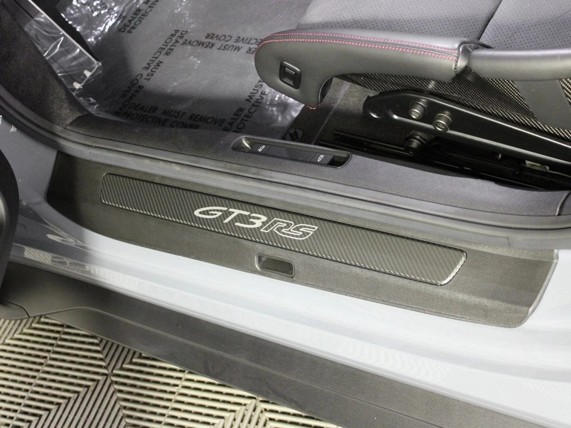 mph022_3834249600_23_e11633551d