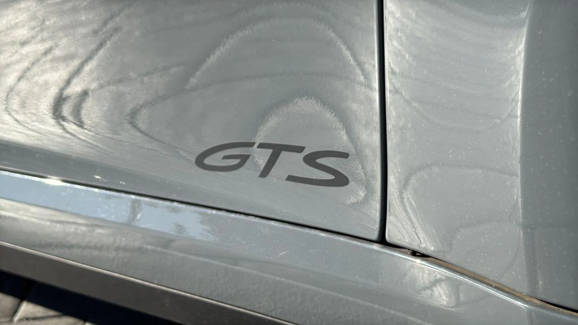 mph022_383753575_jlv_VD_5f5d_Wg3ovq_K_Dj_XJ_3_E6ku_R0_d9f0614d17