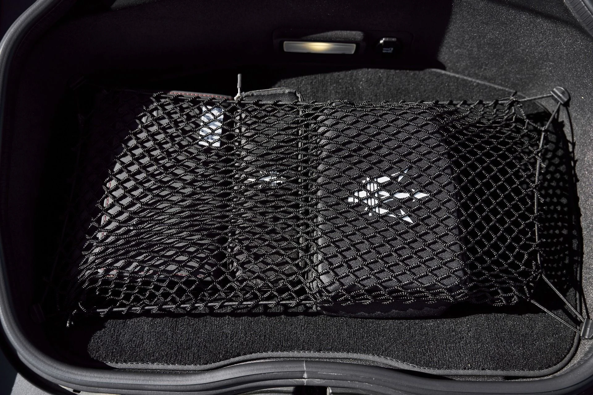 mph022_3840048942_Used_2023_Maserati_MC_20_1769481186_ec2b5a6fa5