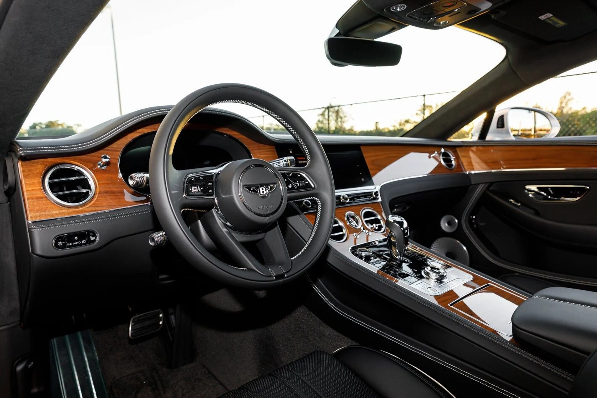 mph022_3849020202_7ead172328b99cfd931ba4980a388613x_65c5bdef7c