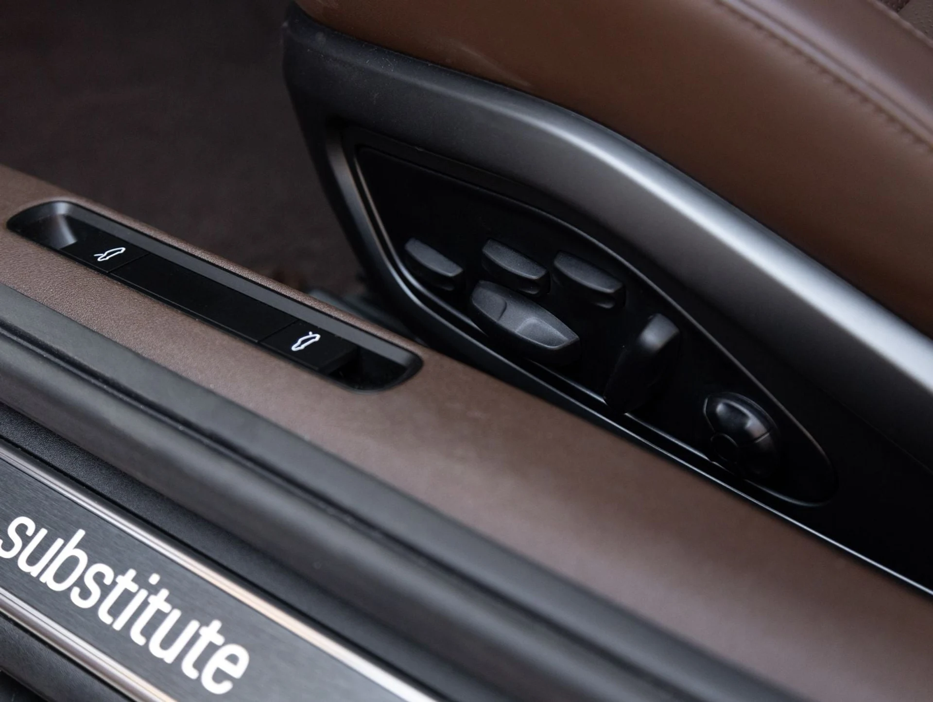 mph022_3849605355_23_5cec903fc0