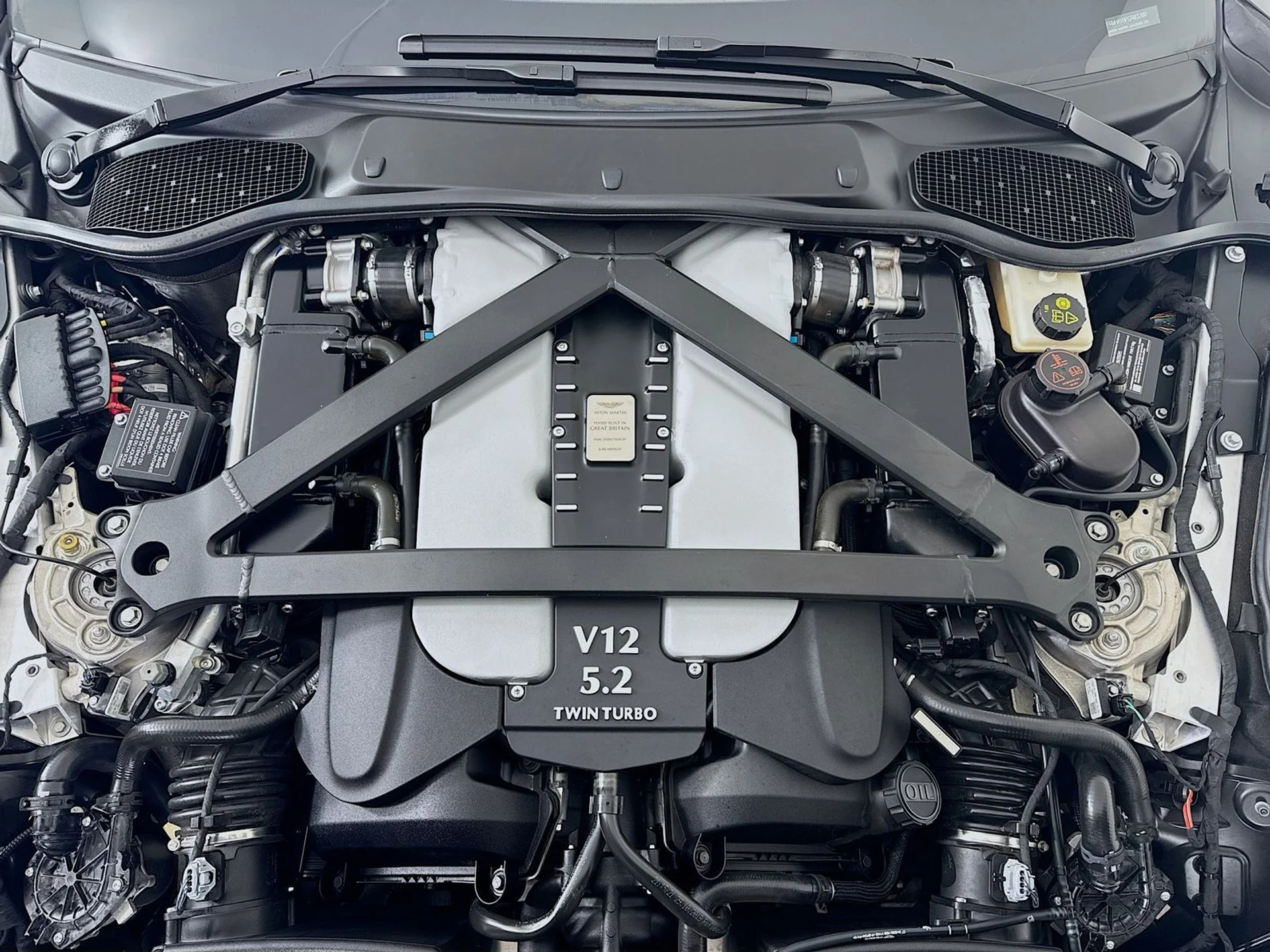 mph022_3853847830_5939bc2a95fc12dcb7cf6c6f139295e8x_74376925fd