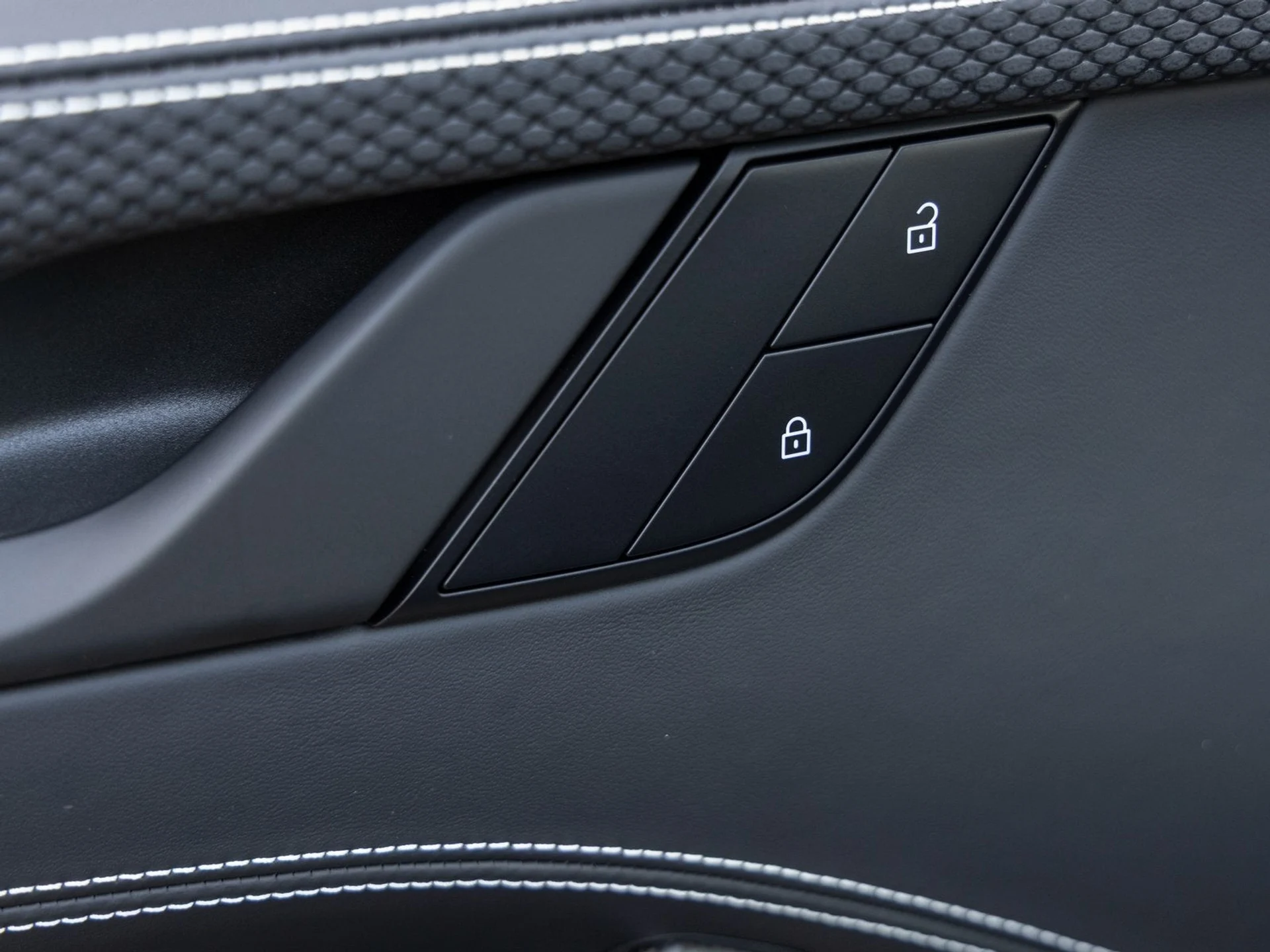 mph022_3858810430_23_9178ef7f5a