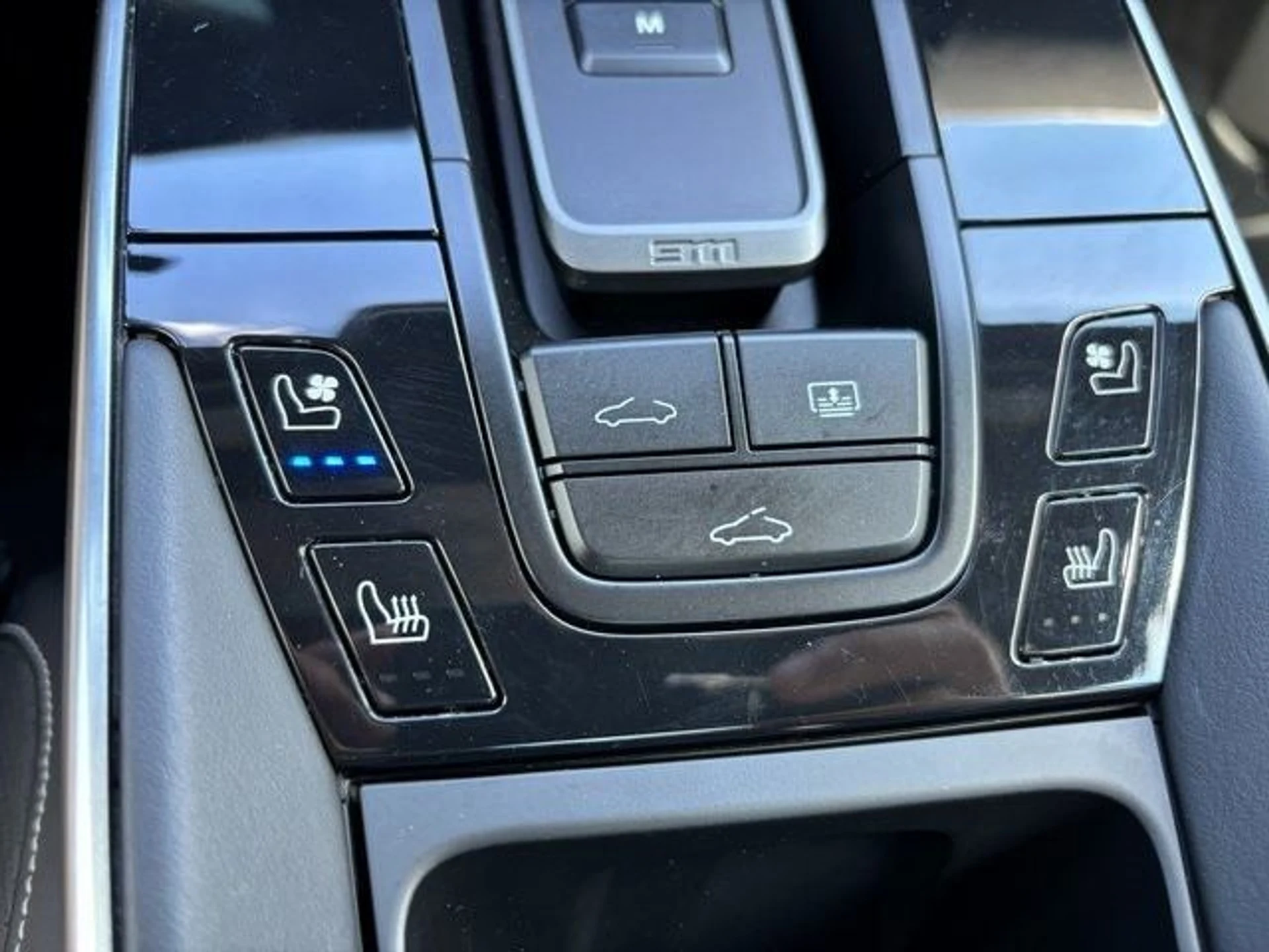 mph022_3860026903_f0d7d194bb963cc3f5f6470d8349d15bx_cb6250b84c