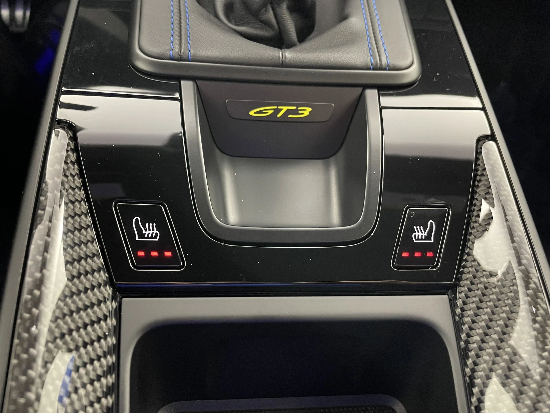 mph022_3862166488_351089119b889347e89435808be47e26x_1a734b5a71