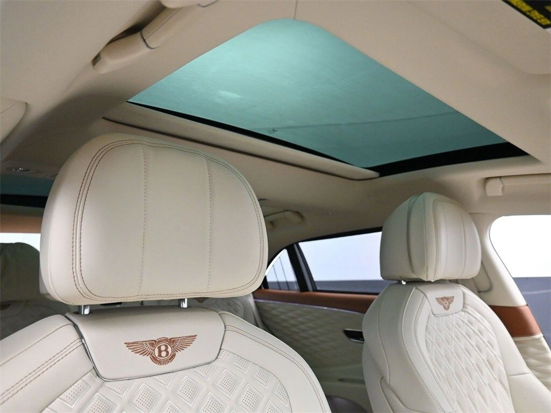 mph022_3862749722_e4a7692731328eaf41c2980dfa011b93x_fd0897dd32