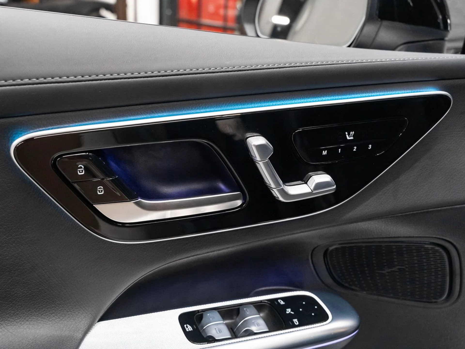 mph022_3863496181_mercedes_benz_glc_2025_b3b09a4e64