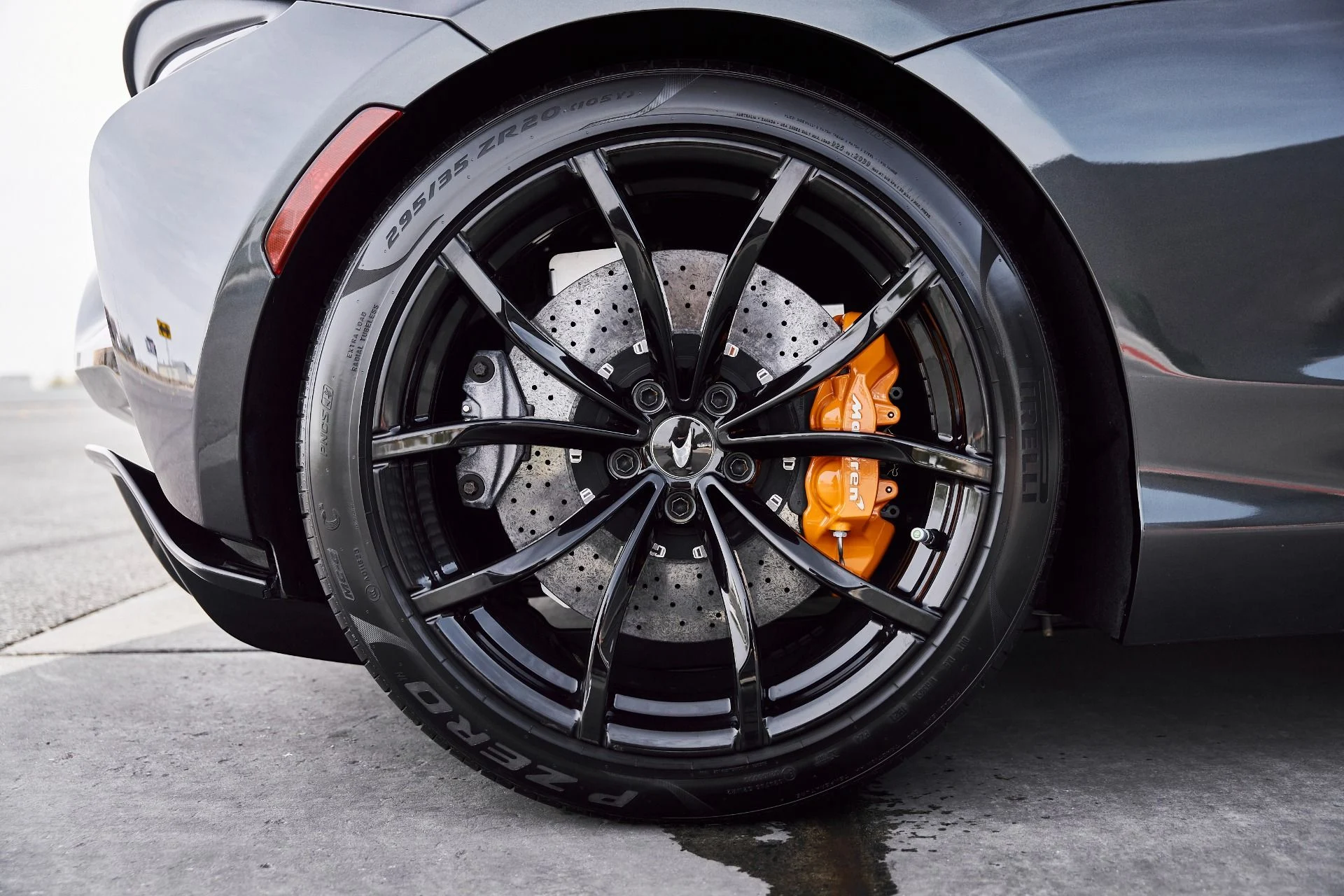 mph022_3864364858_Used_2023_Mc_Laren_Artura_1770833709_0a38b22a13