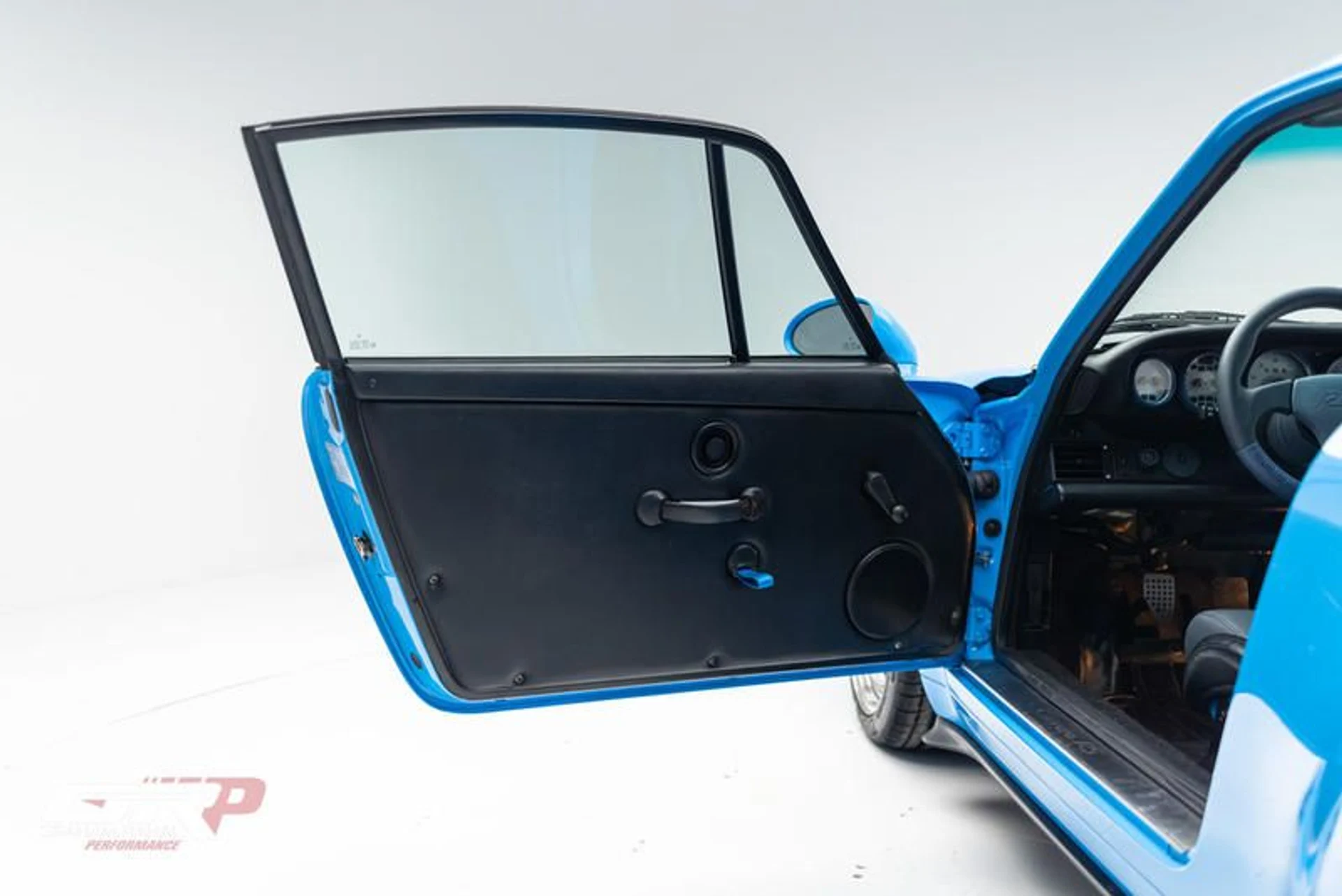 mph022_386744610_FE_0329_E0_F560_4_B00_BFC_8_54_D43159_D6_C5_42a56d0308