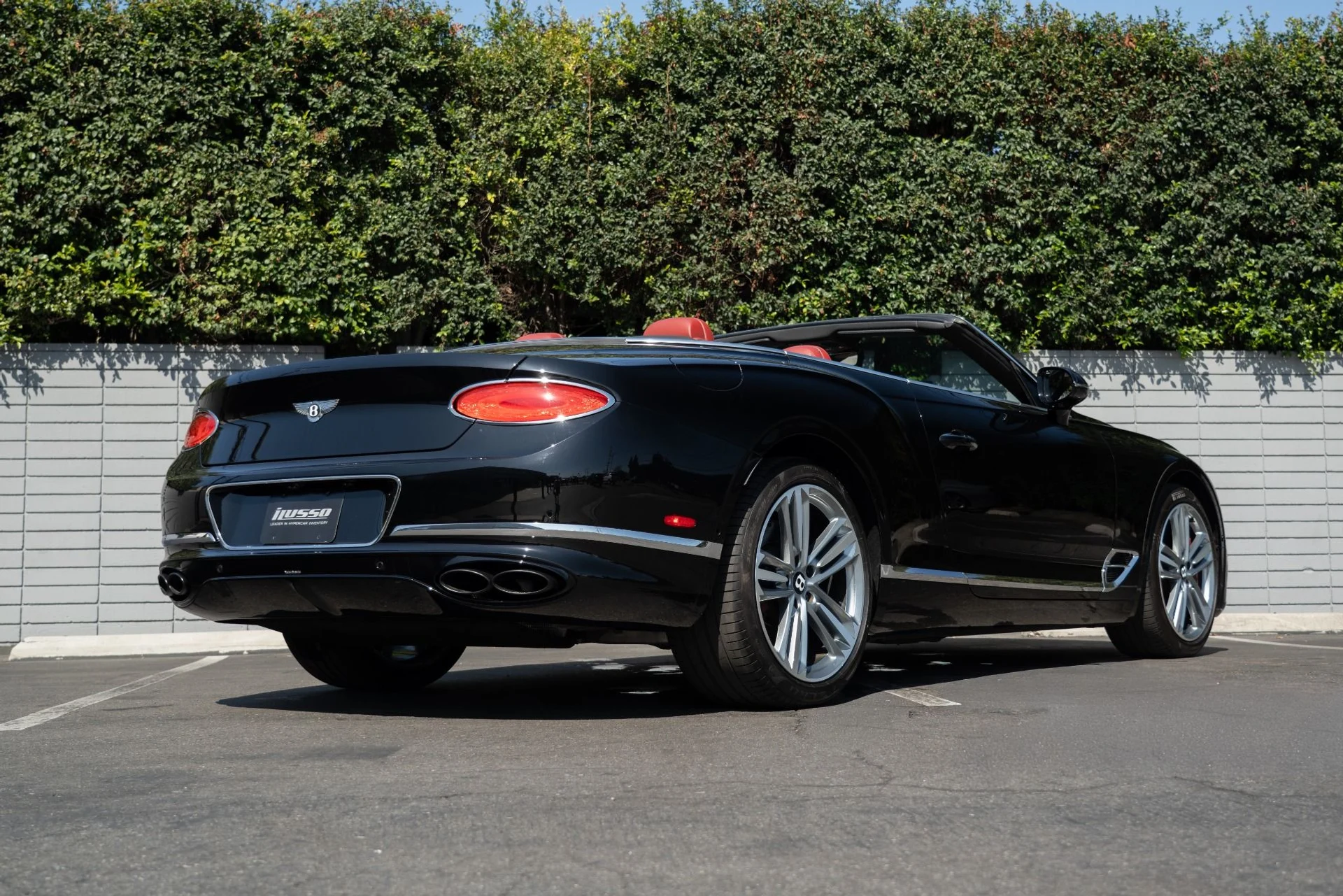 mph022_3869956491_Used_2023_Bentley_Continental_GTC_V8_1755892856_2013fb7a99