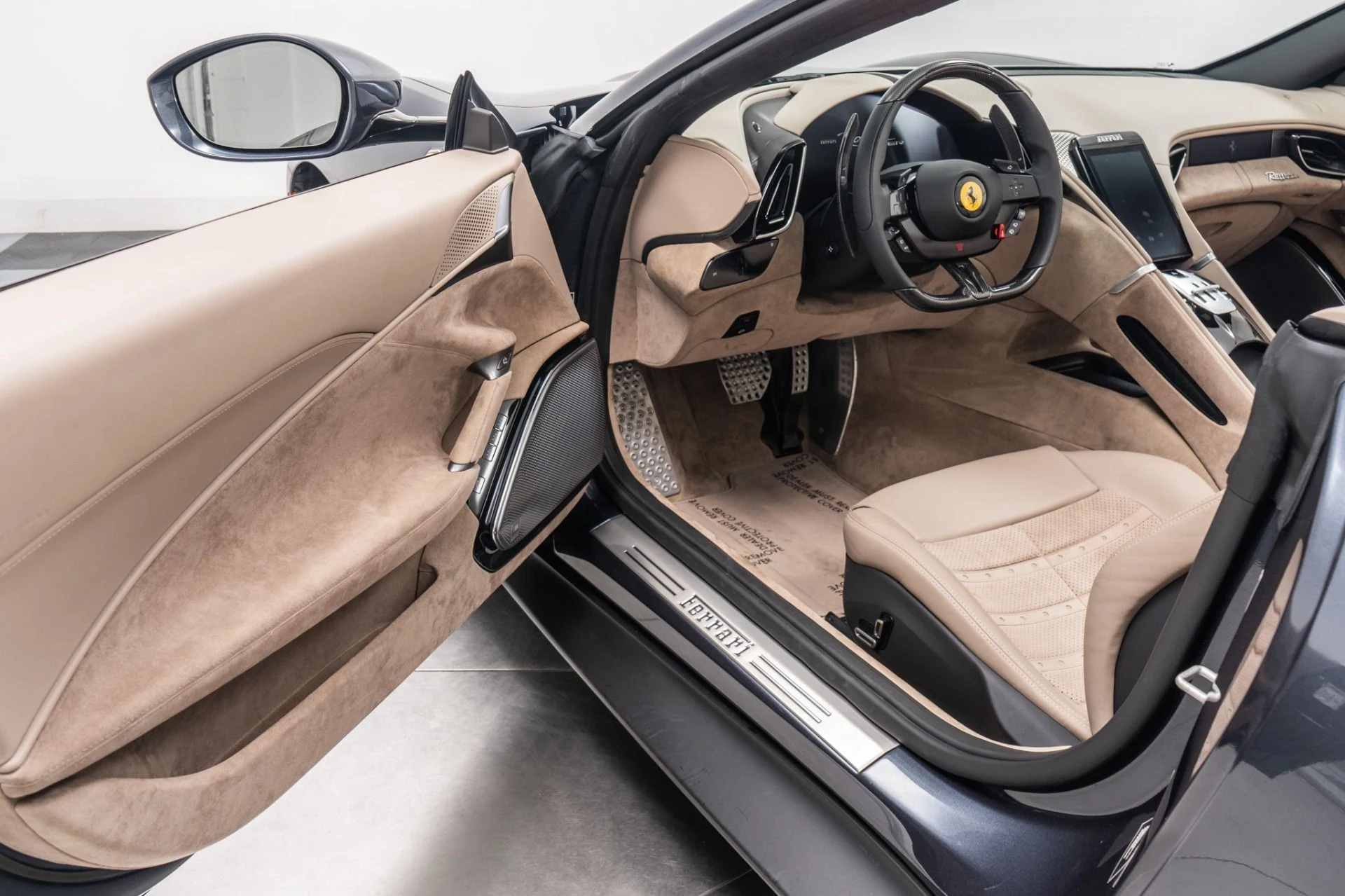 mph022_3872873802_Used_2025_Ferrari_Roma_Spider_As_New_Magneride_Suspension_Loaded_with_Tech_Options_1783606945_8fe5e0ae7c