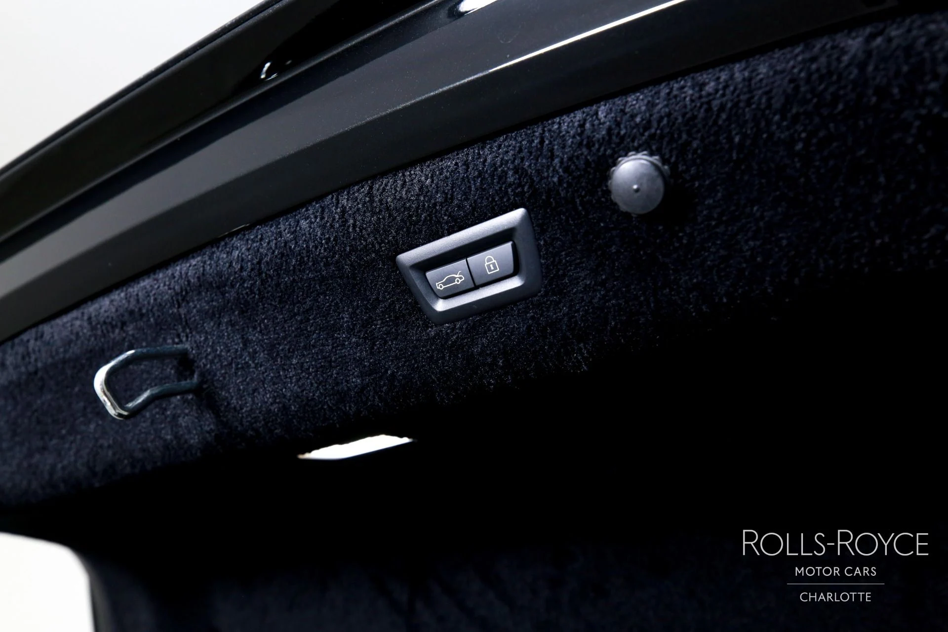 mph022_3875394925_Used_2022_Rolls_Royce_Ghost_1751579647_d2a57c5546