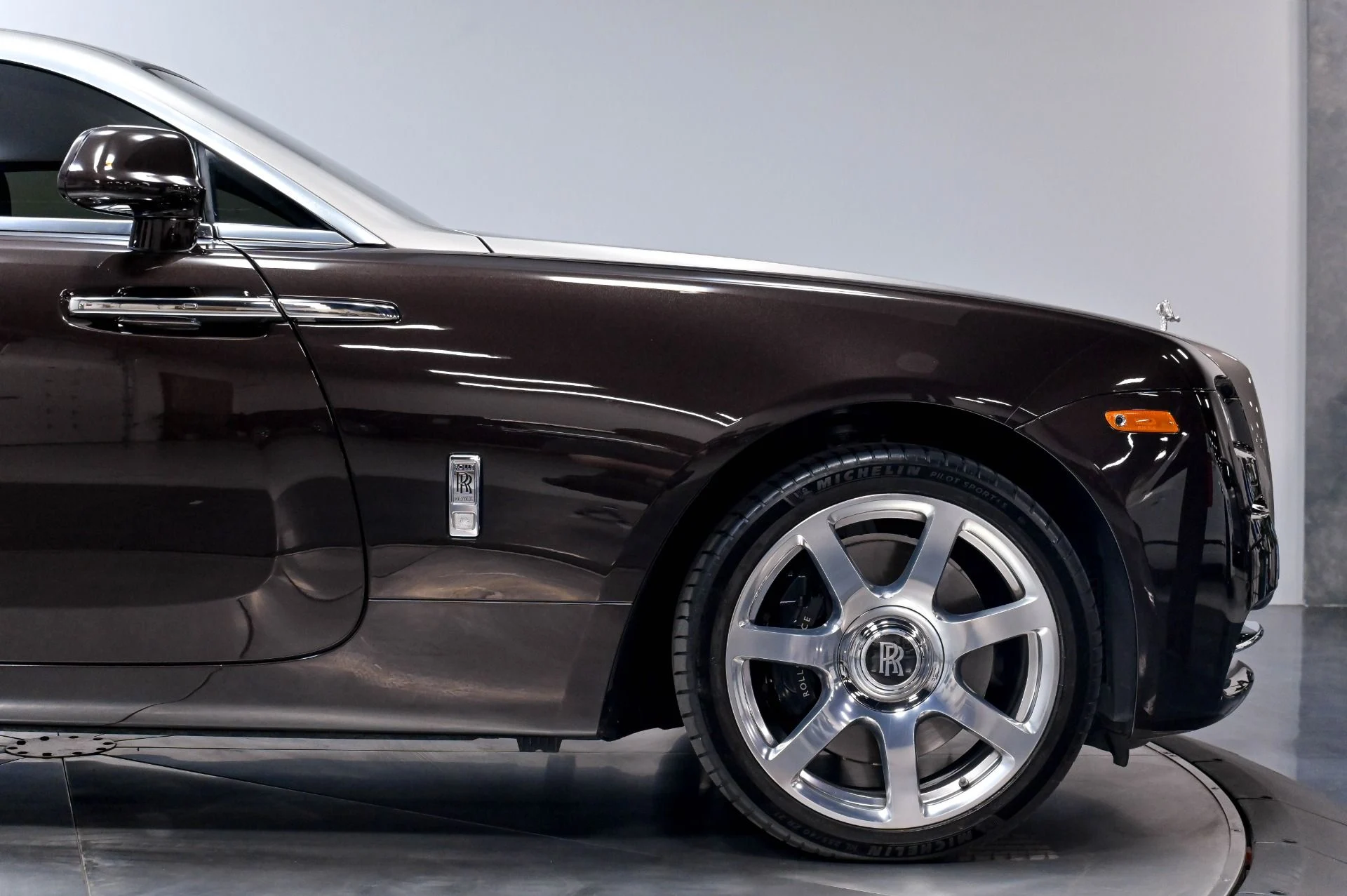 mph022_3879422515_Used_2014_Rolls_Royce_Wraith_1783020984_ff8b1835db