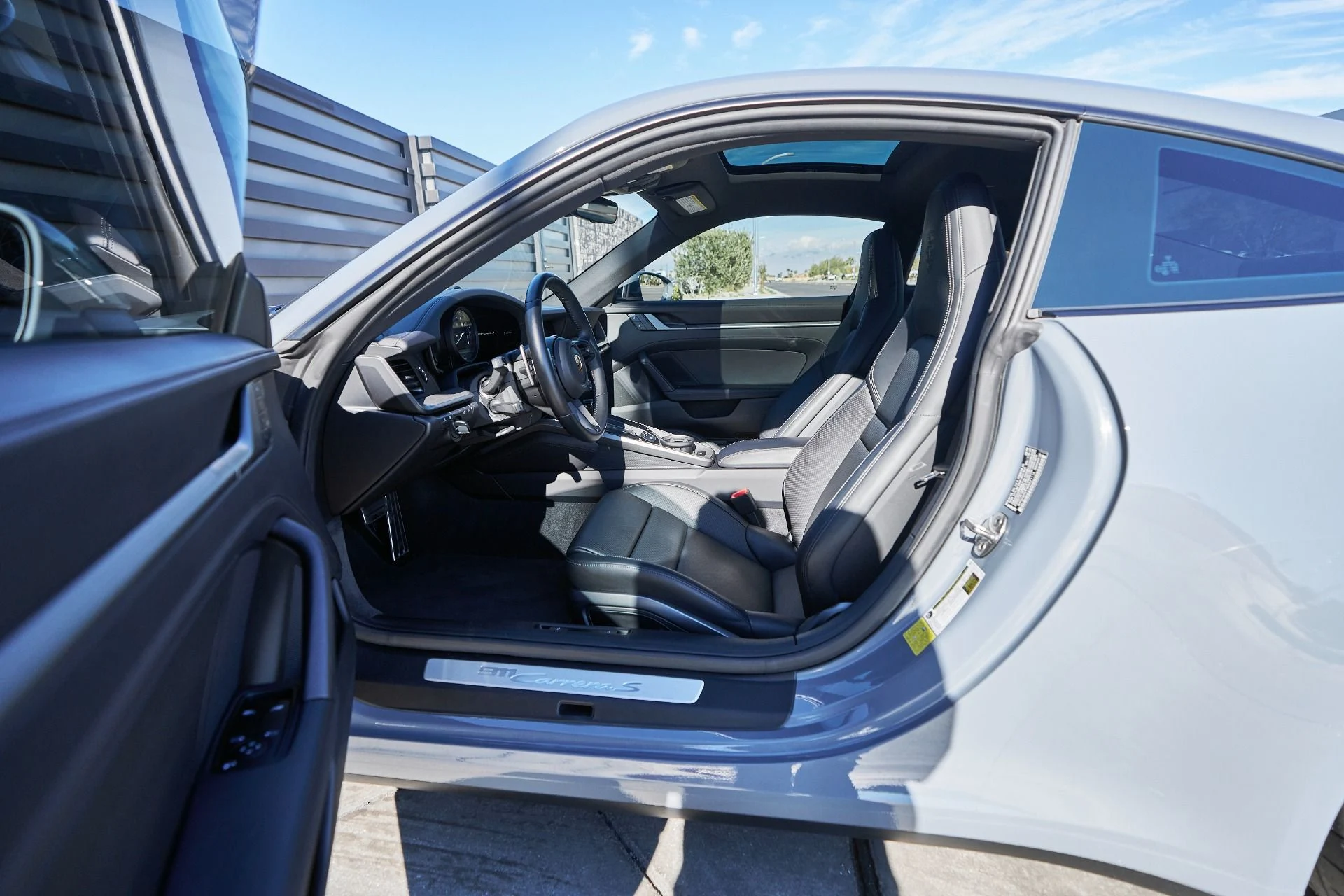 mph022_3879619790_Used_2024_Porsche_911_Carrera_S_1763676111_ea6aac5fc4