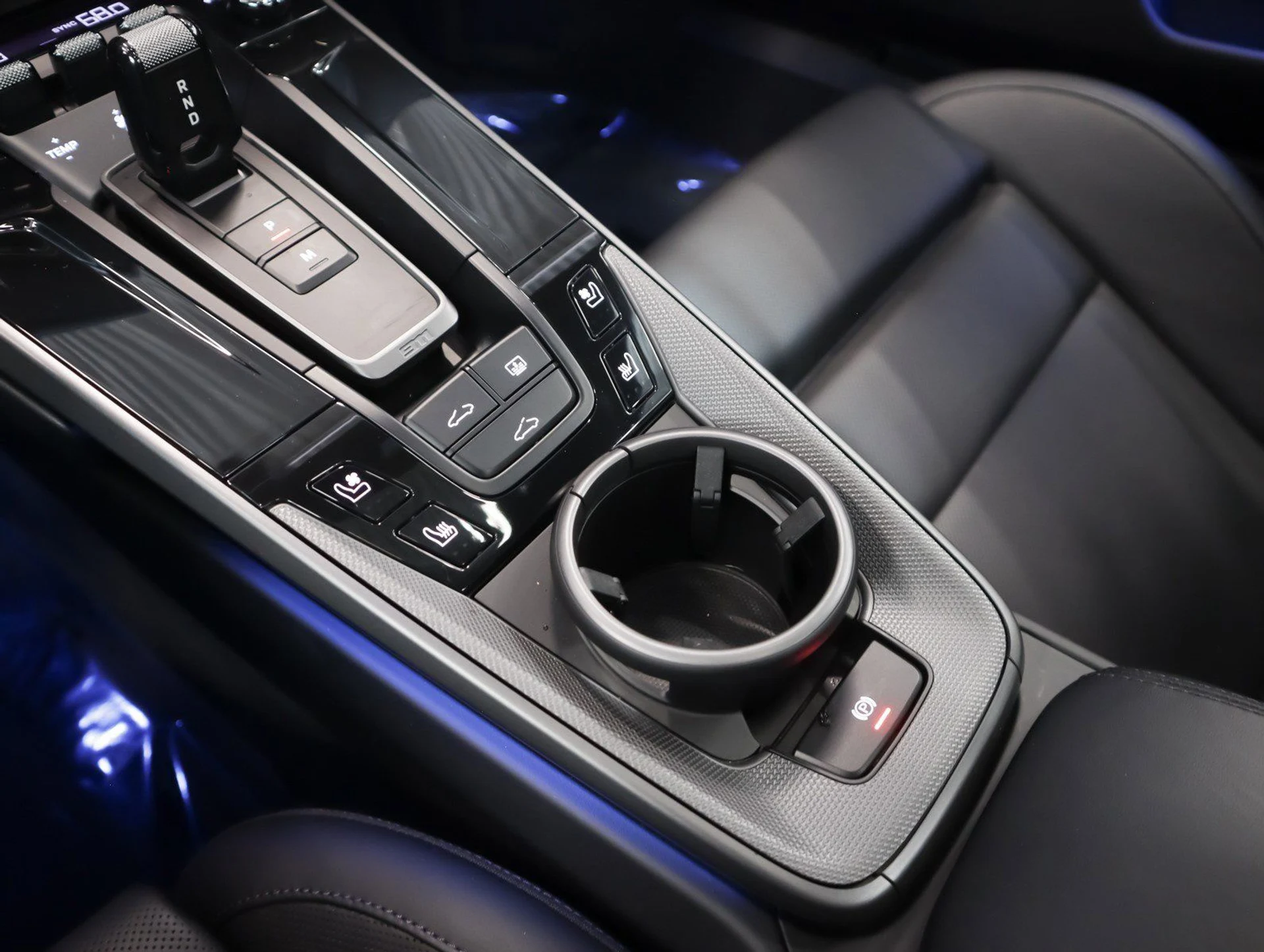 mph022_3883698461_8b7b662db4456f47259b1cabce77241b_032d3fa5ec