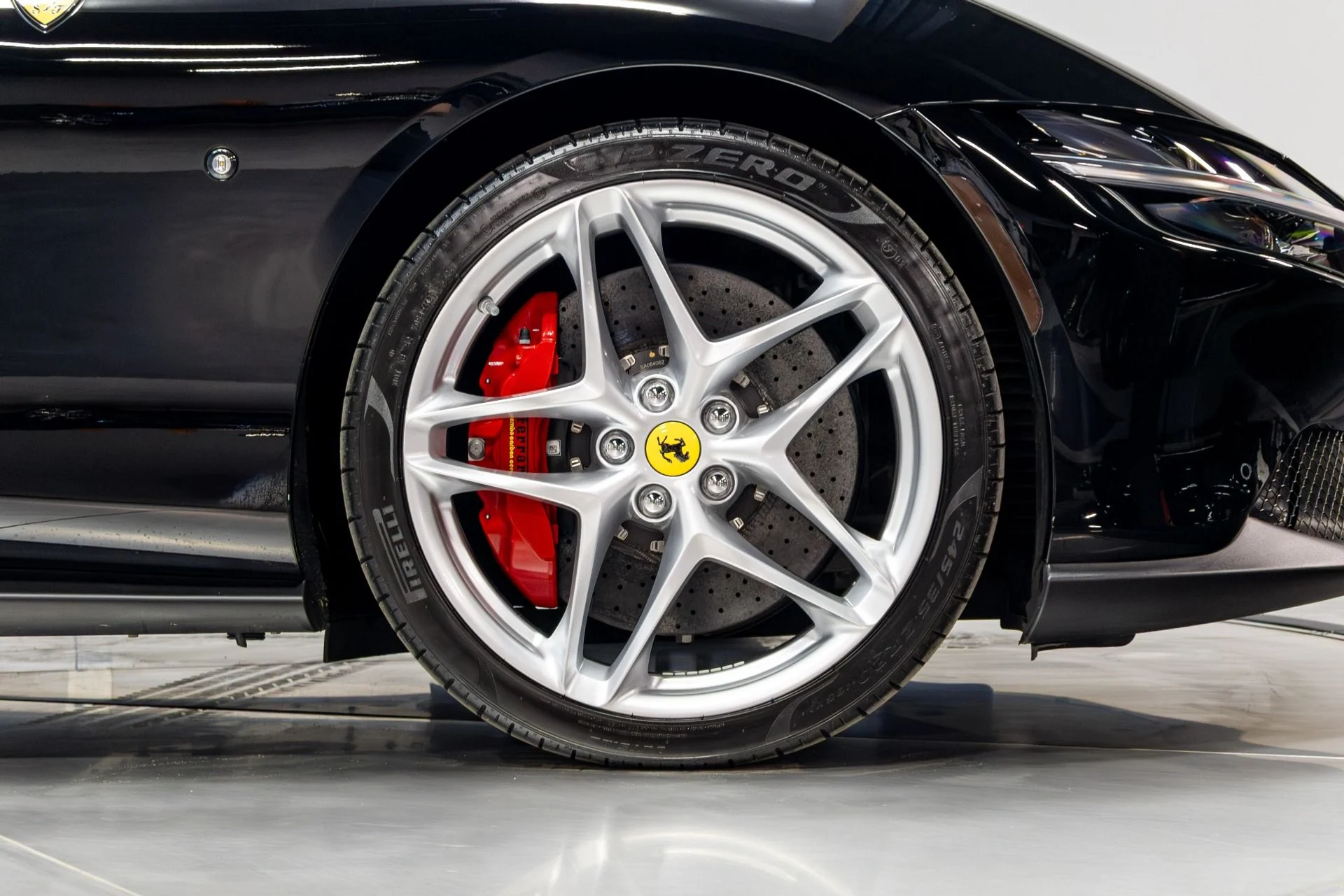 mph022_3886884833_Used_2022_Ferrari_Roma_1775684538_5e218e14ae