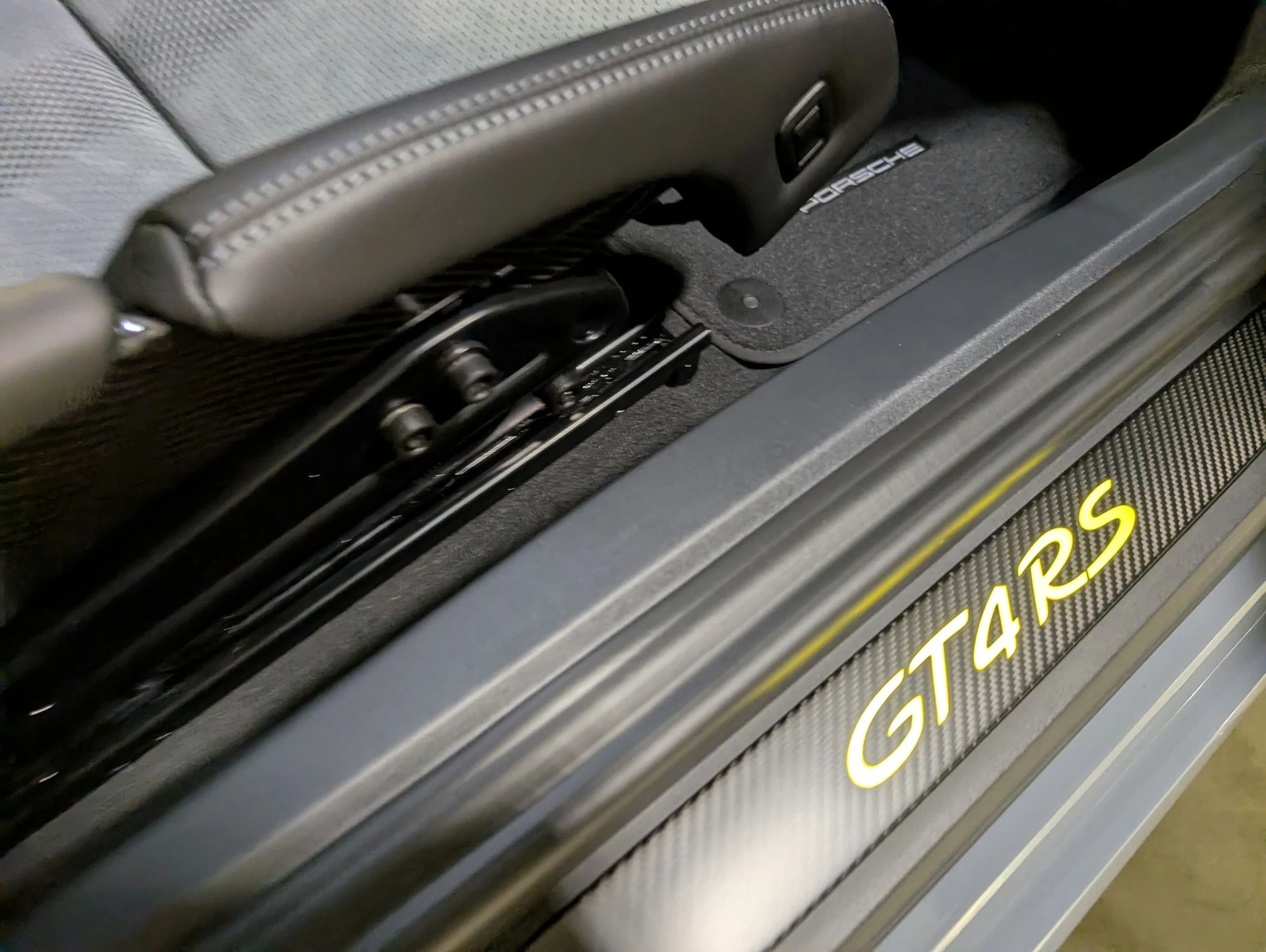 mph022_3895774913_ca56815dde9894a7cd08c4586048d5eax_3ce70345e9