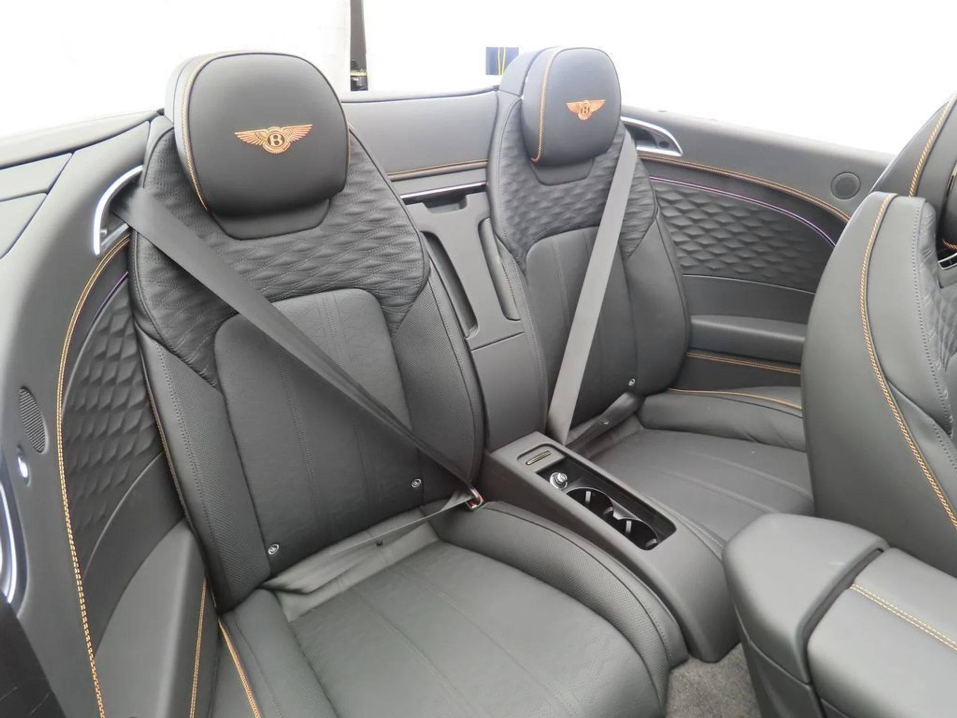 mph022_3902867193_new_2025_bentley_continental_gtspeedconvertible_8119_22891450_23_1024_62e284edb2