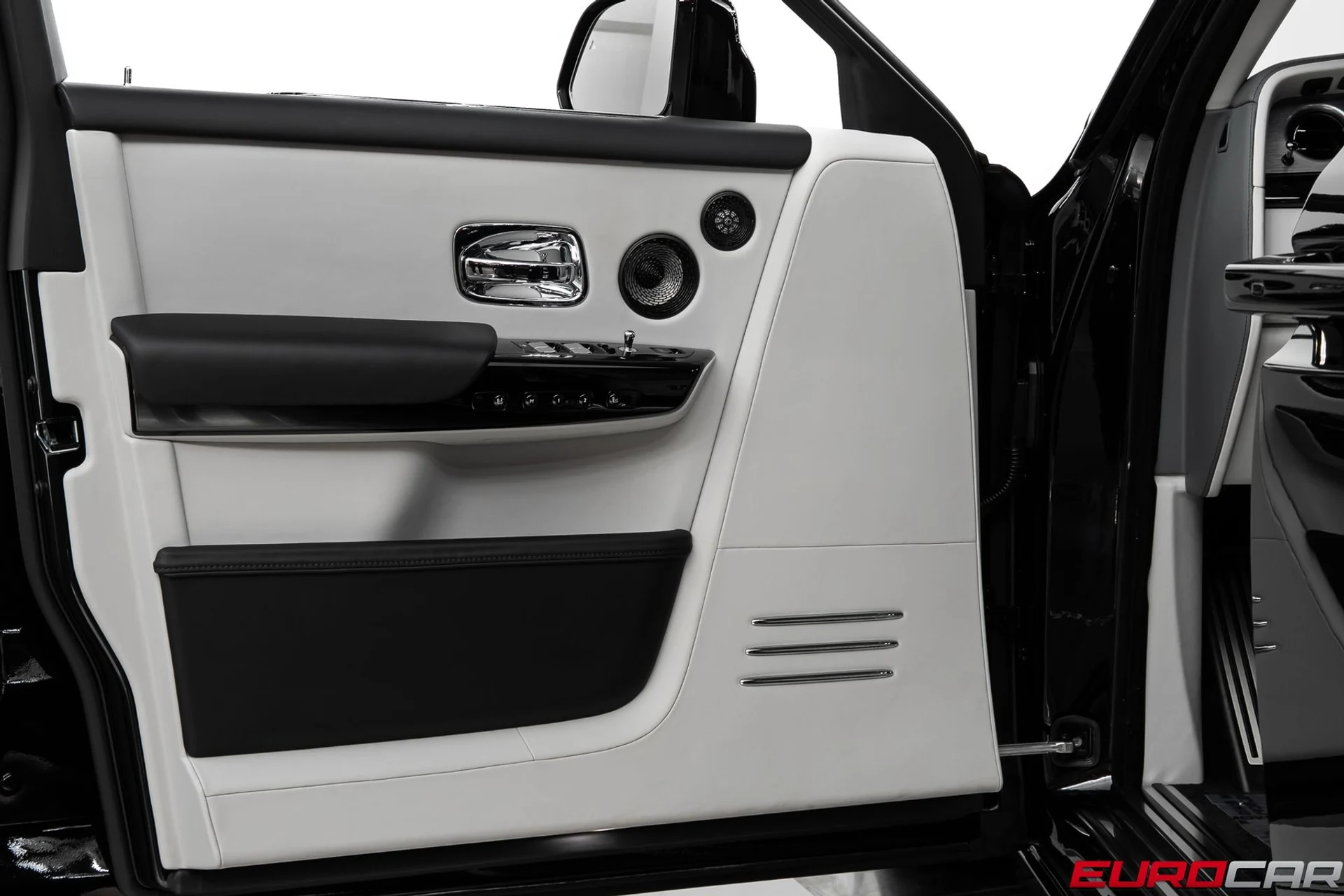 mph022_3903224375_45967d88_5b3b_451b_9741_b75779226da1_e82fb8bf76