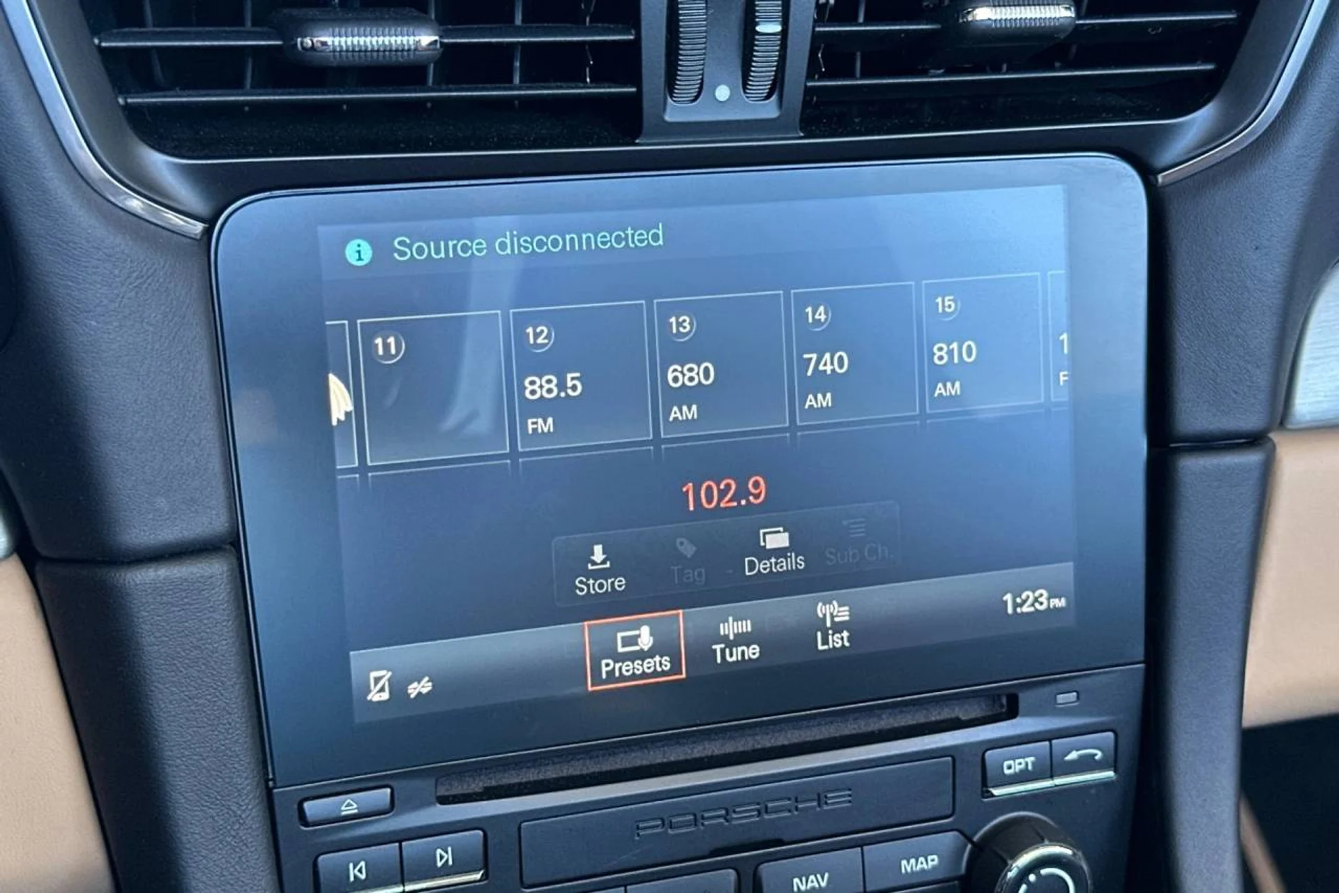 mph022_3905084164_1280_60e991cf23