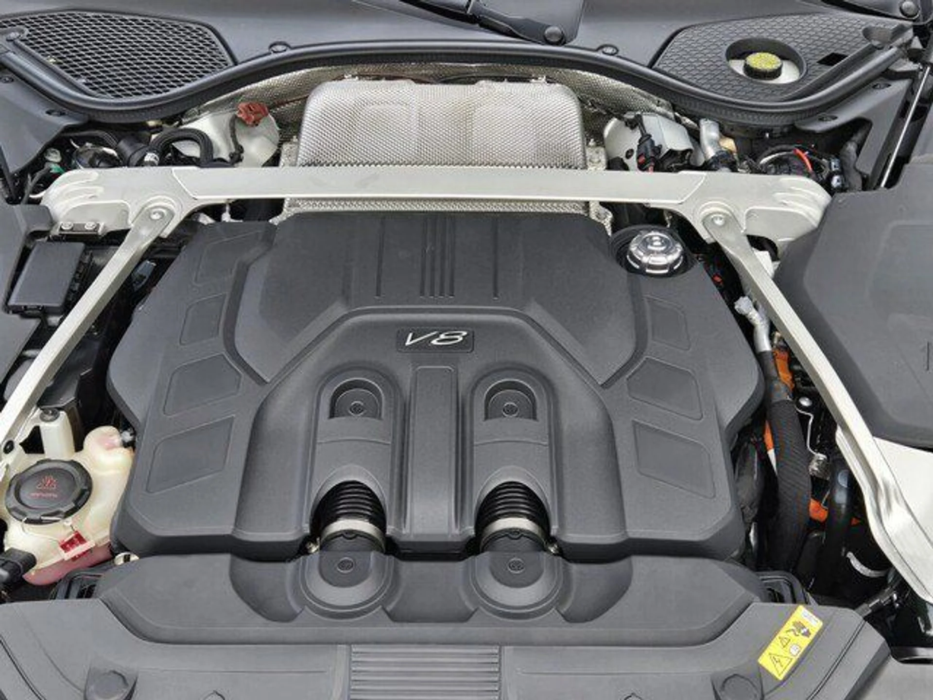 mph022_3905177292_db307771e5bc44dce96fe8d4723c8f3cx_4786eb9e23