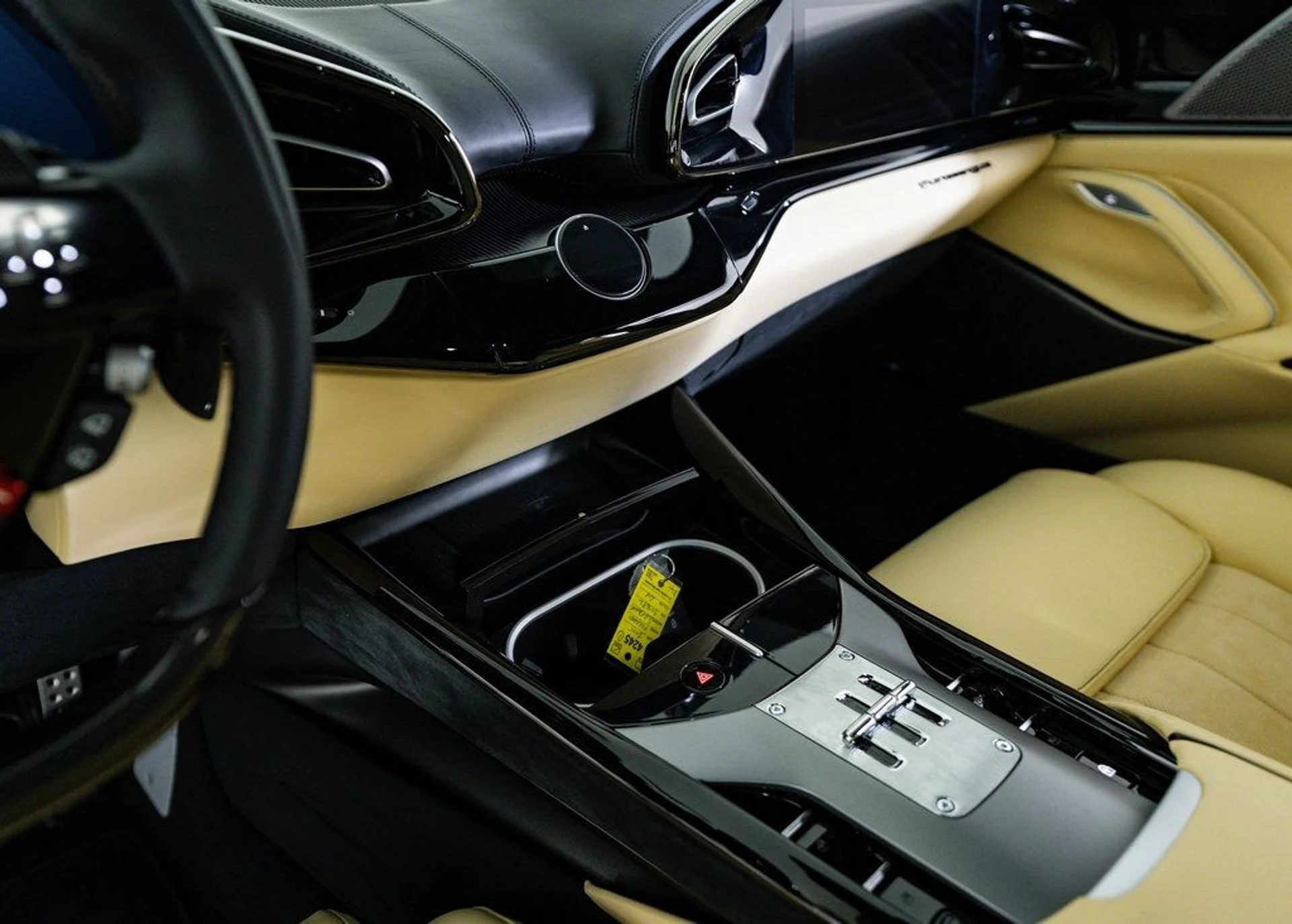 mph022_3908416850_0690490ea11185482b14d10347f5c5f4_131469724b