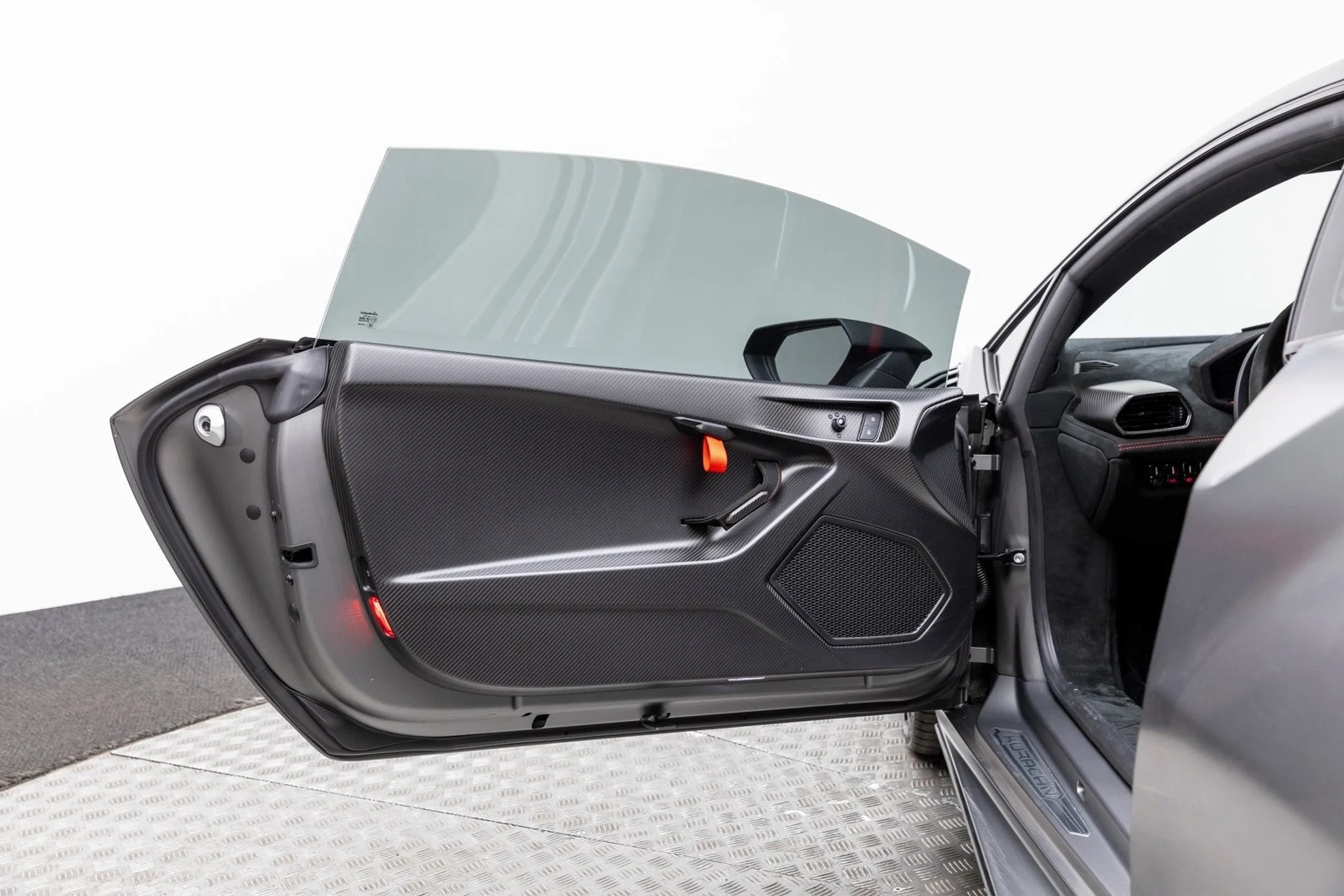 mph022_390913906_23_8522f10470