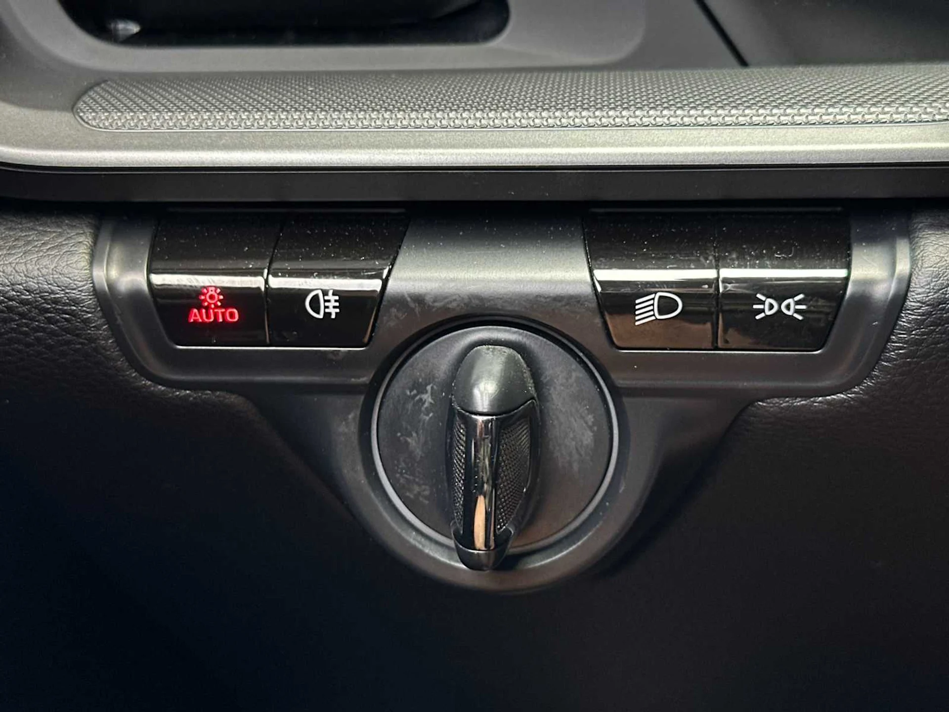 mph022_3917048986_5cd35b42b0fad67d6b5c56cf5ed6249ax_81e8dd63d1