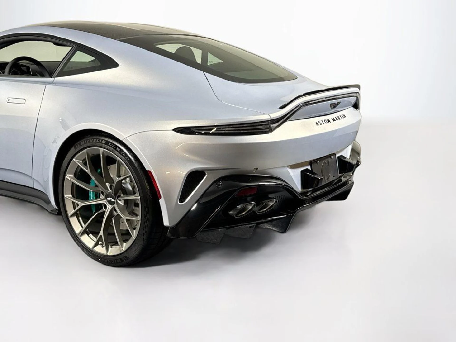mph022_3920171370_new_2026_aston_martin_vantage_scoupe_11350_23082936_24_1024_ada991ce24