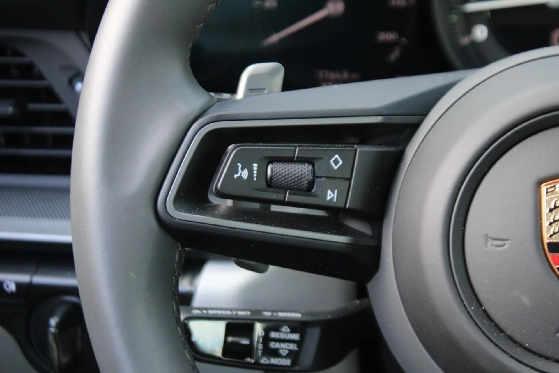 mph022_3932225175_8a3b91d06793bcce7d9606de6ac9e1f0_b941b79040