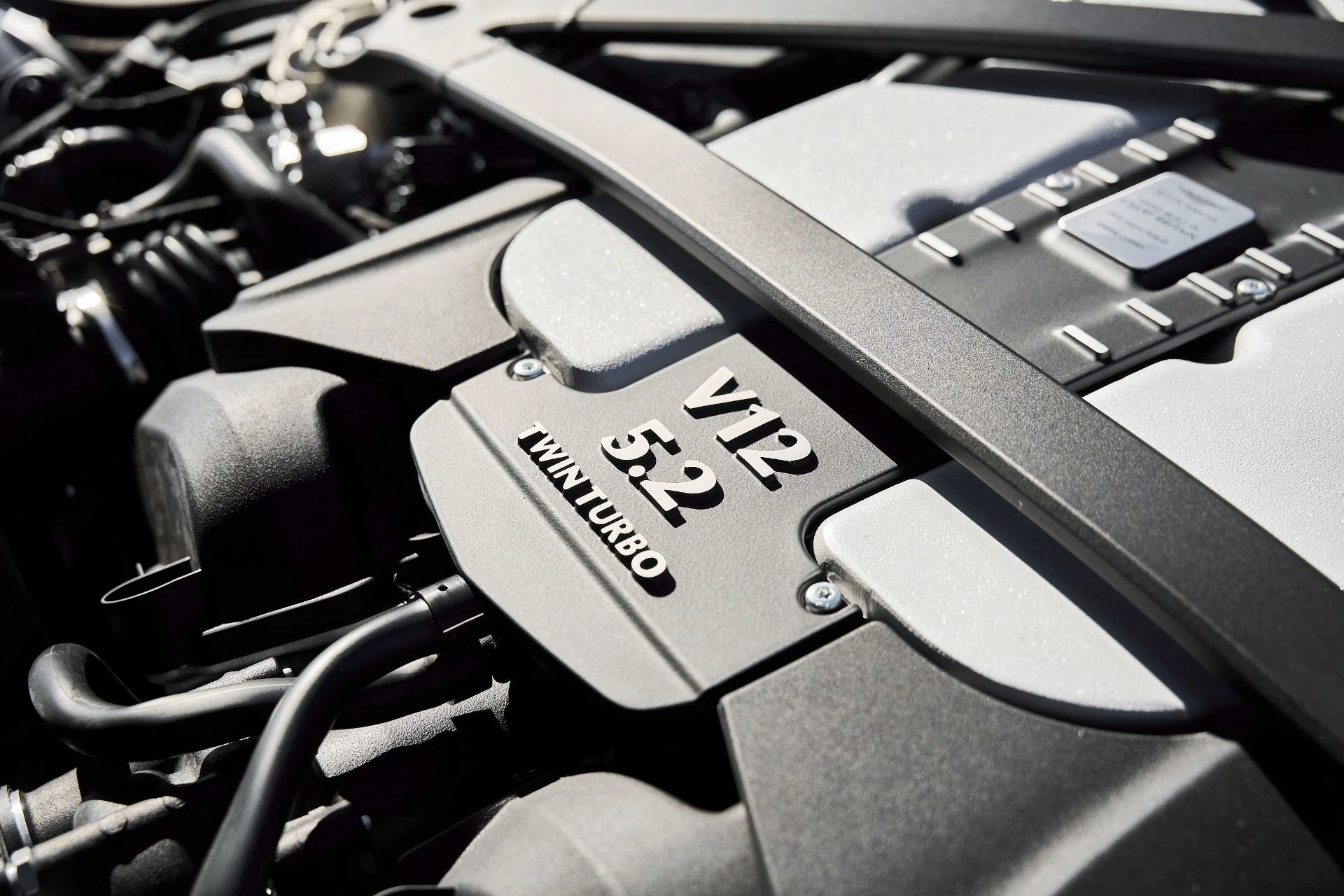 mph022_3944212080_Used_2023_Aston_Martin_DBS_Volante_1768876936_97de521ec4