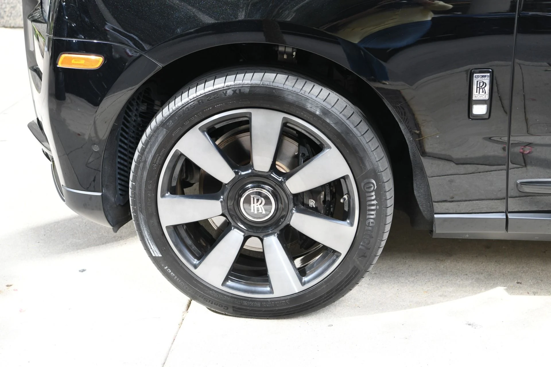 mph022_3947867738_11933_p24_l_9060be7ef5