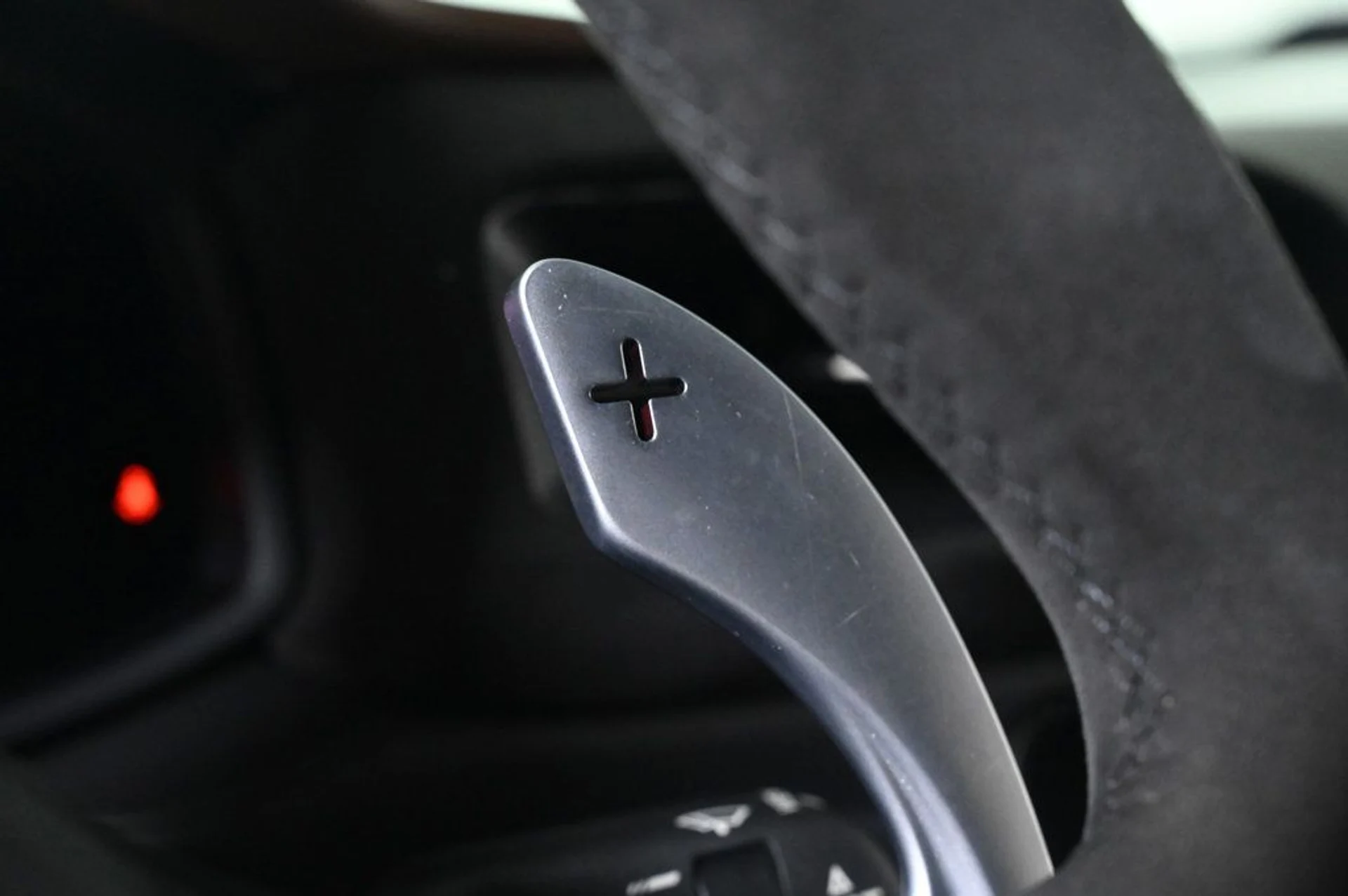 mph022_3952846725_used_2022_maserati_mc20_base_11350_22957730_22_1024_8d01fd832b