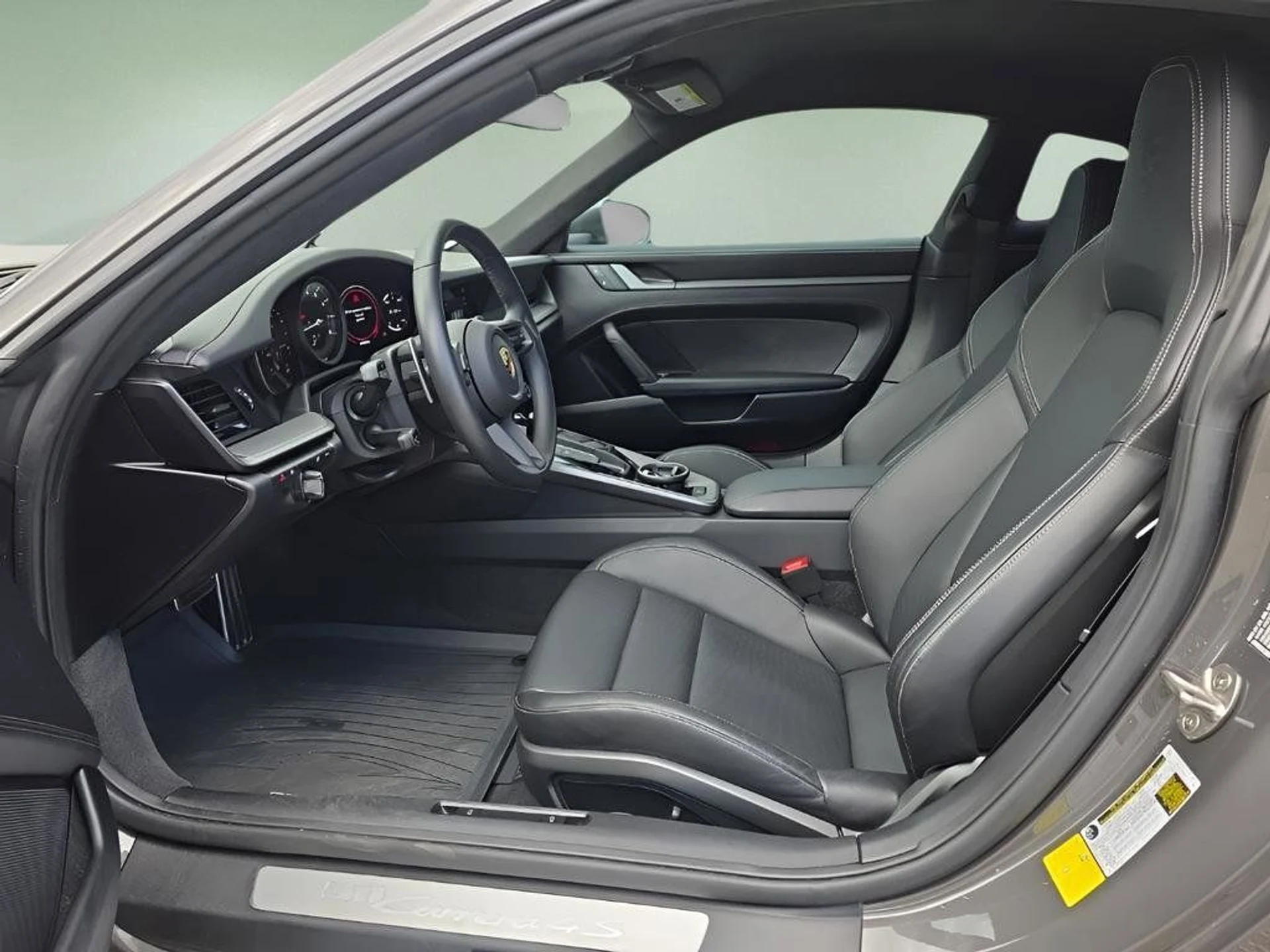 mph022_39546959_eb6fa90f67984e4a8f1e1a437427d0ce_f13192f151