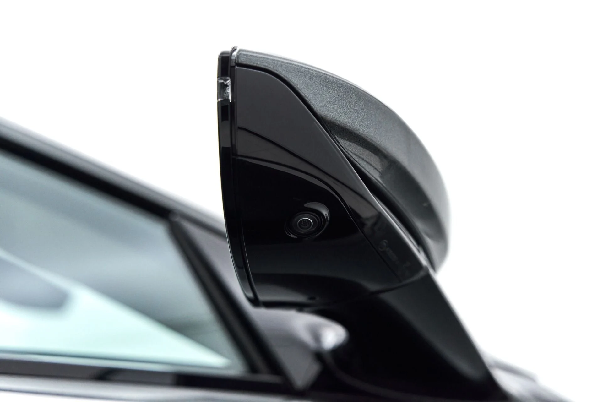 mph022_396139984_Used_2019_Aston_Martin_DB_11_Base_1627672022_c62cf3cb16