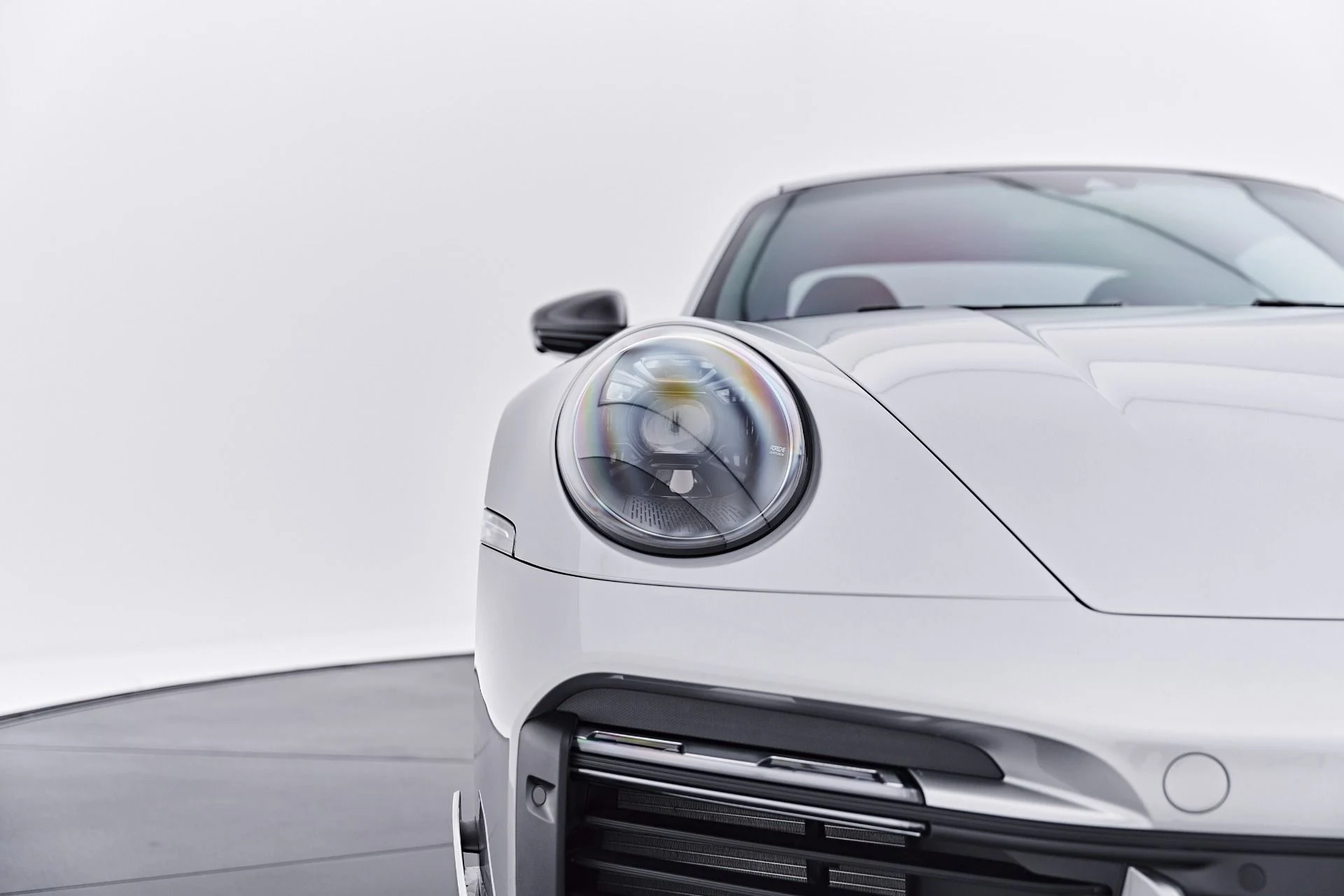 mph022_3970956862_Used_2025_Porsche_911_Turbo_S_1785539136_e0d9736f05
