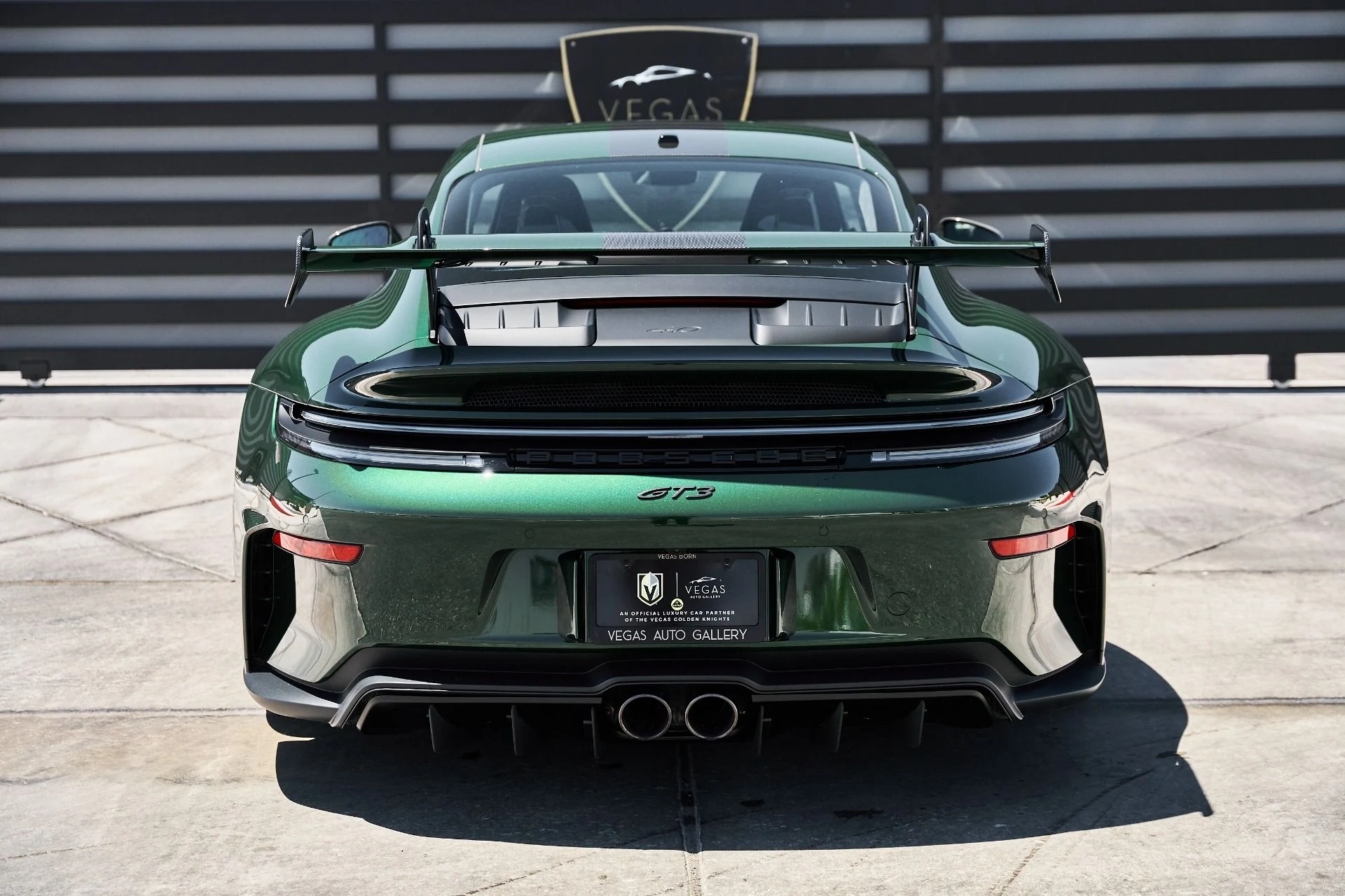 mph022_3971114934_Used_2025_Porsche_911_GT_3_1780363251_8201cbeee2