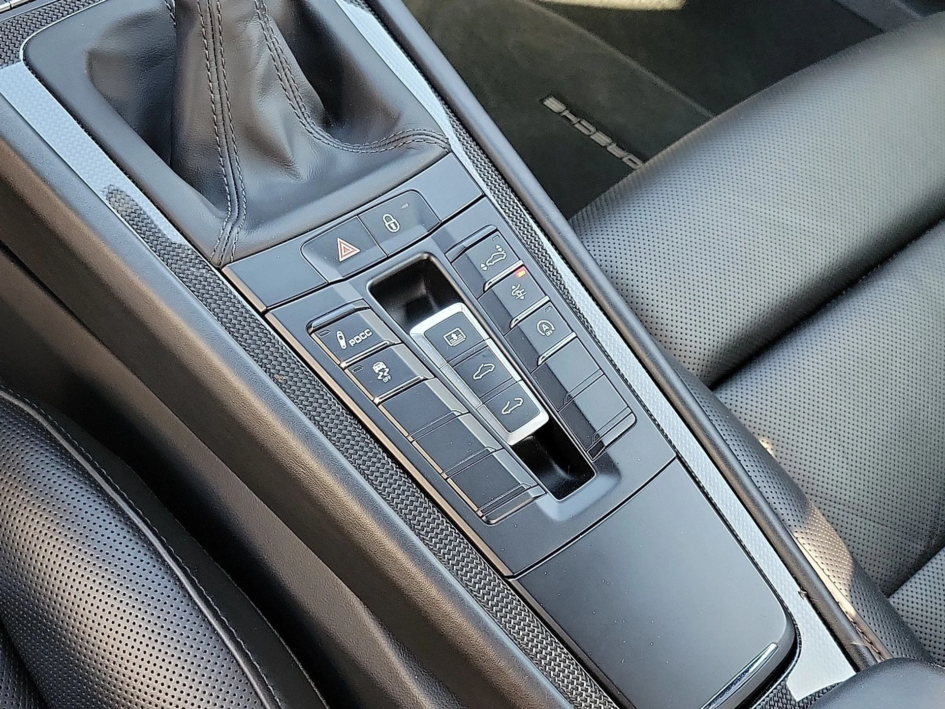 mph022_3976513170_194bf65abc14bbdd4bc52dfcb3ed4435_9cca405830