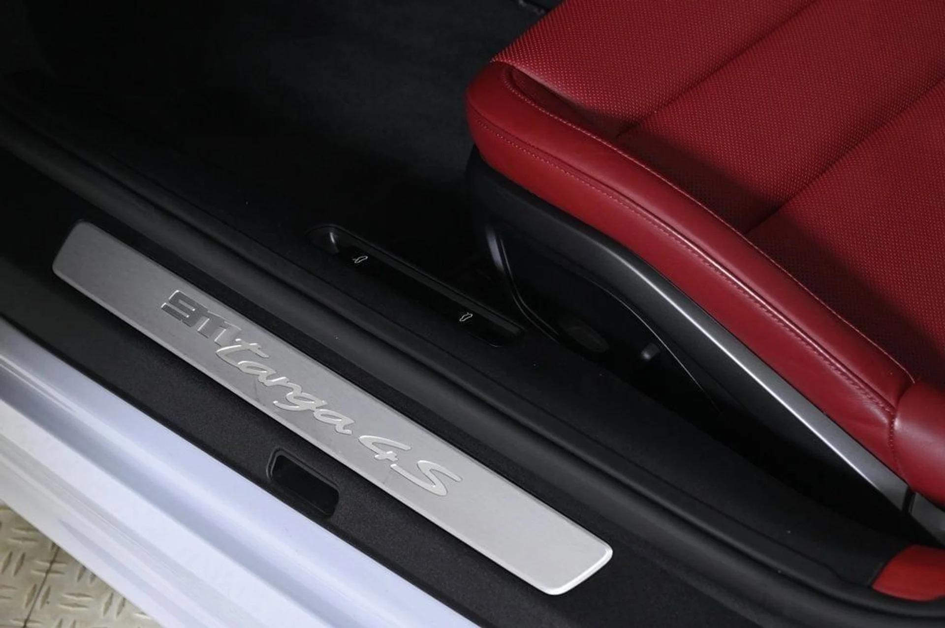 mph022_3978023505_ba8377f7a9ab4717875dfe65156c54ae_b4cbccd606