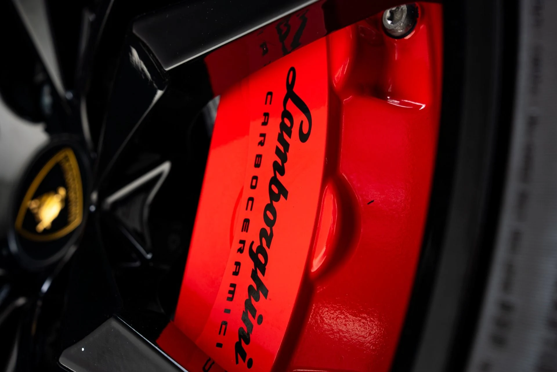 mph022_3988075628_Used_2015_Lamborghini_Aventador_LP_700_4_1778261786_1c39971560