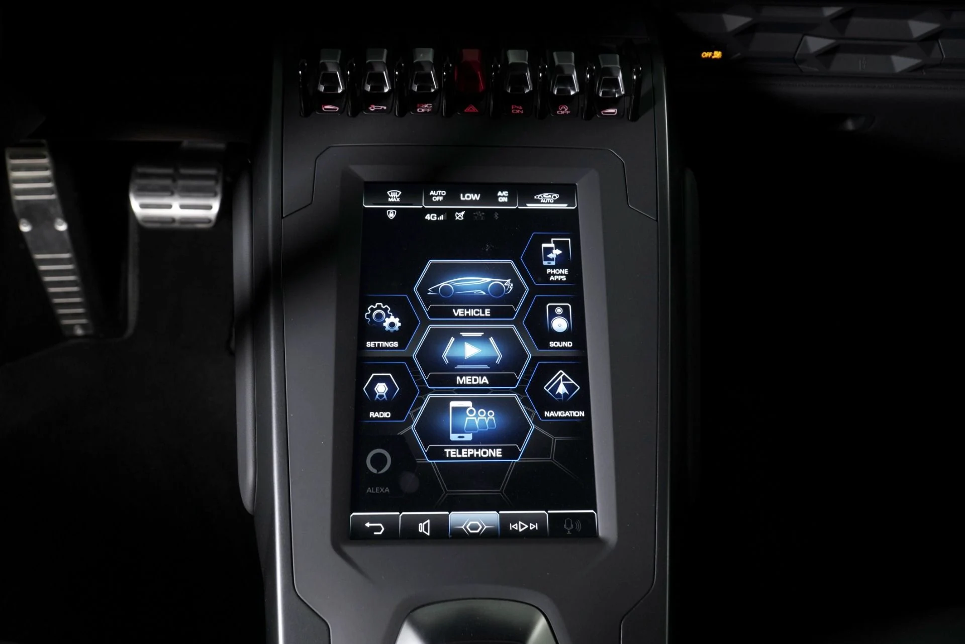 mph022_3992050952_Used_2022_Lamborghini_Huracan_EVO_1774468302_000f88b1a5