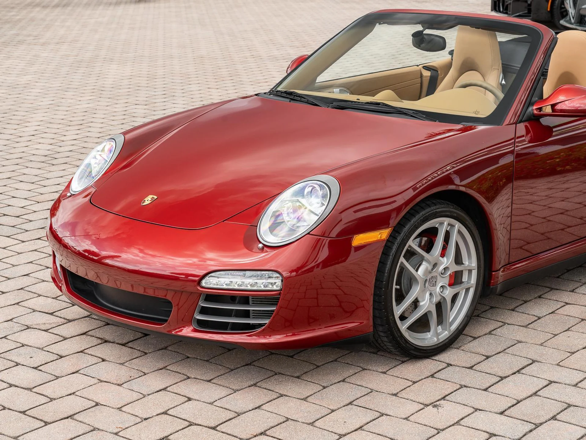 mph022_3997856422_Used_2009_Porsche_911_Carrera_4_S_1783026730_b6566c1503