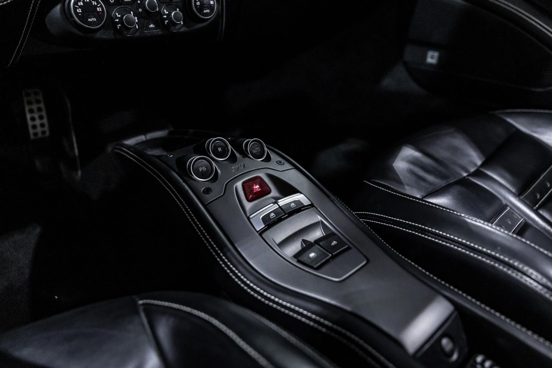 mph022_3999626395_1w_54f06c6082