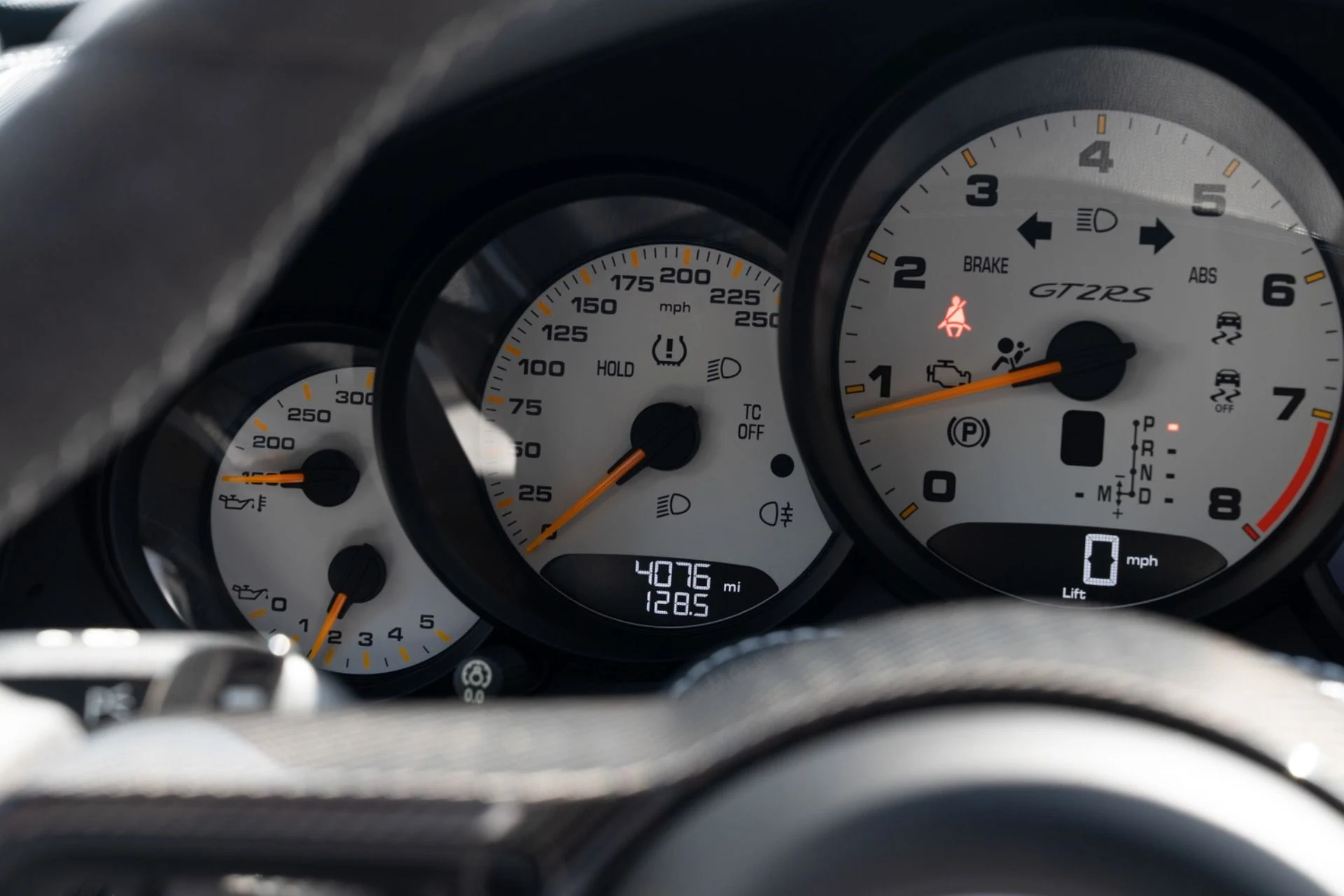 mph022_4001908471_Used_2018_Porsche_911_GT_2_RS_1791309733_268cb067d1