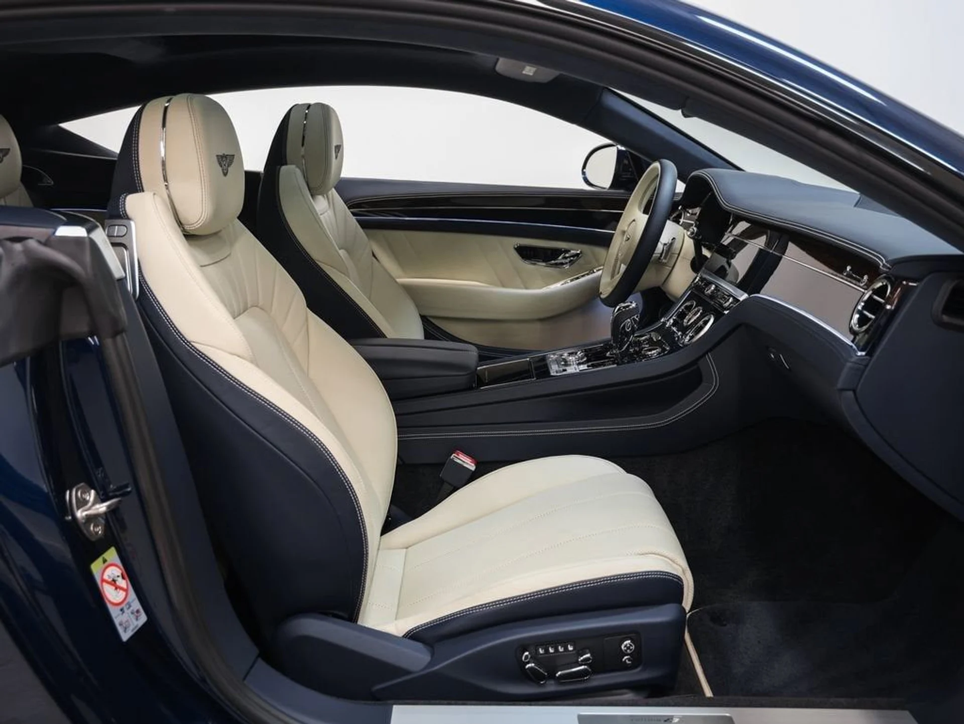 mph022_4011912260_23_35c6a3b37a