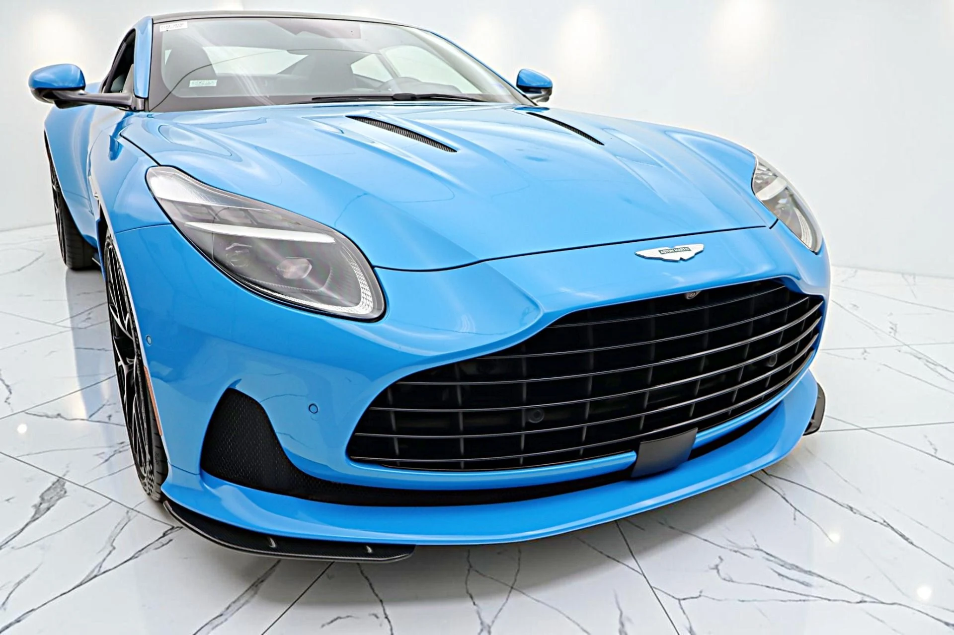 mph022_4031621974_Used_2024_Aston_Martin_DB_12_Coupe_LEASE_OPTIONS_AVAILABLE_bfa3c01cab