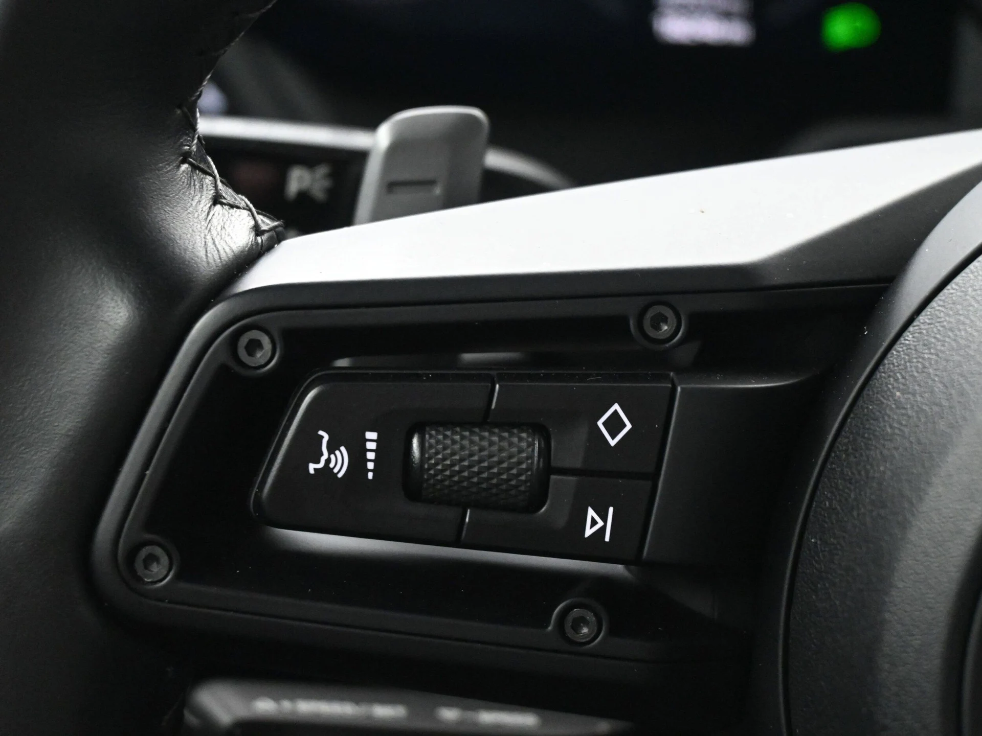 mph022_4038988584_57e0939166ca58b5498d738e39d0bdb8x_4bb7a1a556