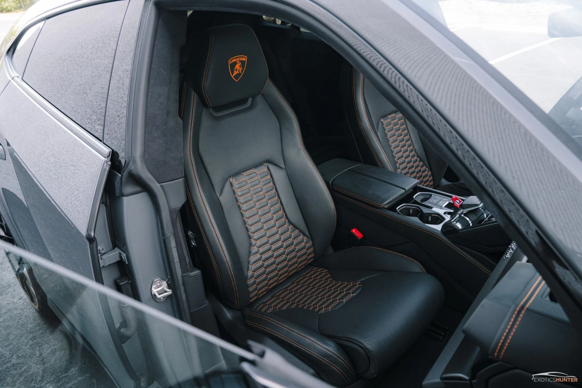 mph022_4040619796_Used_2022_Lamborghini_Urus_Grigio_Telesto_Bang_Olufsen_Sound_1758233512_21666d7994